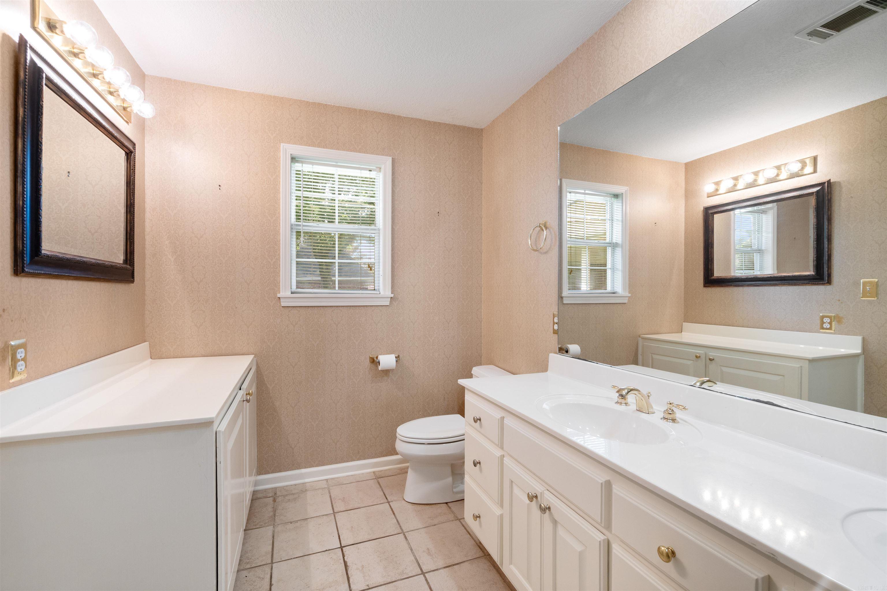 BELVEDERE COURT - Residential