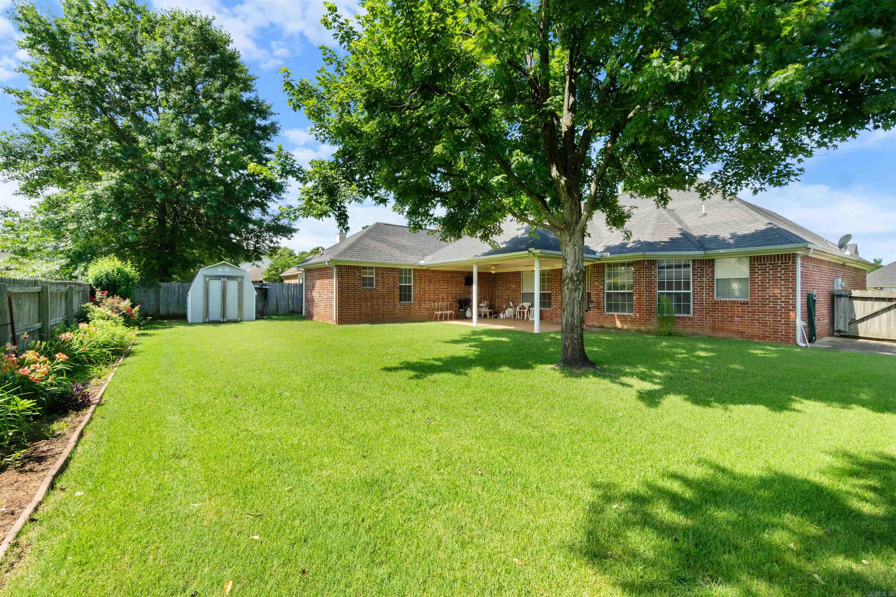 BELVEDERE COURT - Residential