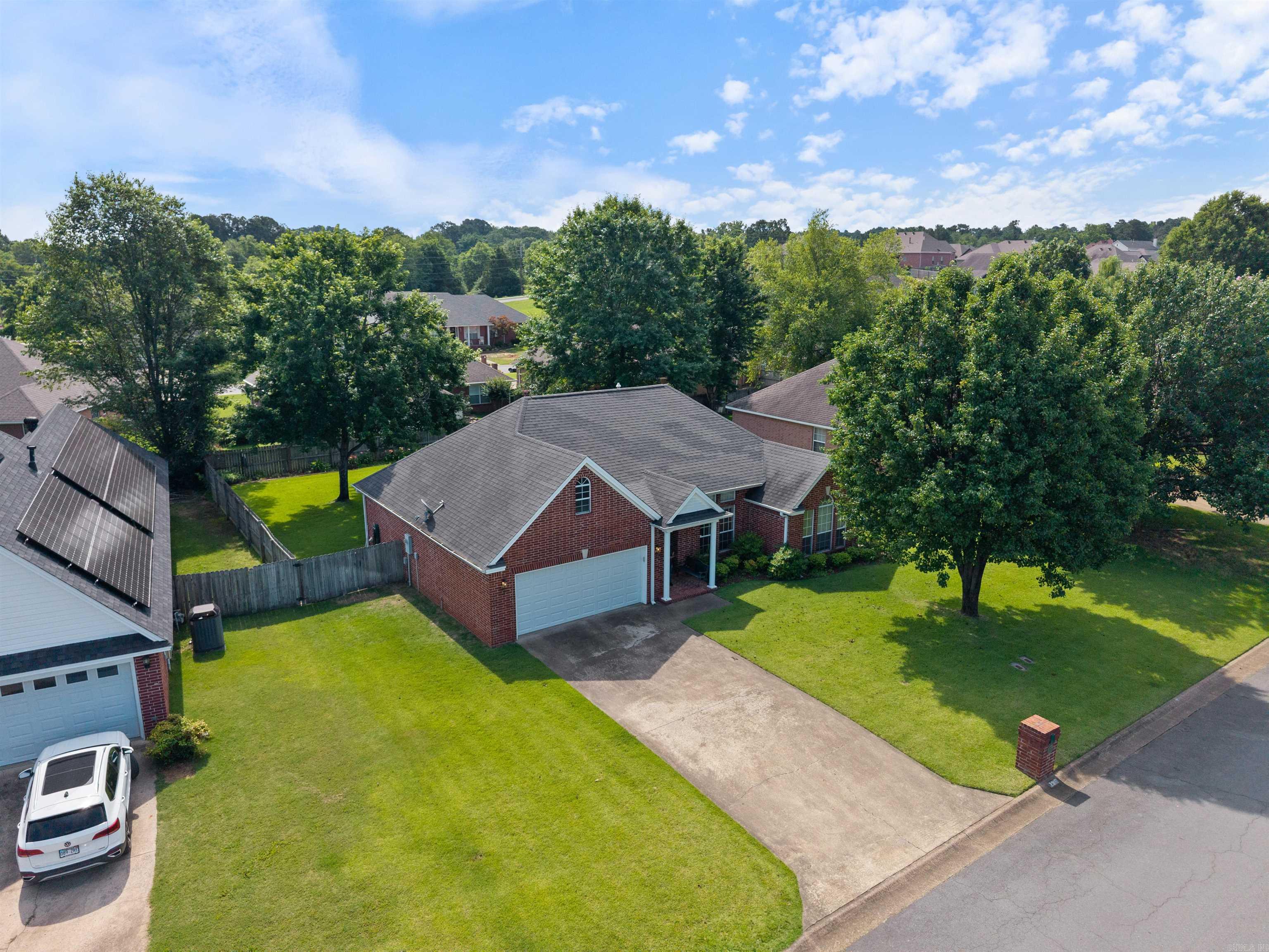 BELVEDERE COURT - Residential