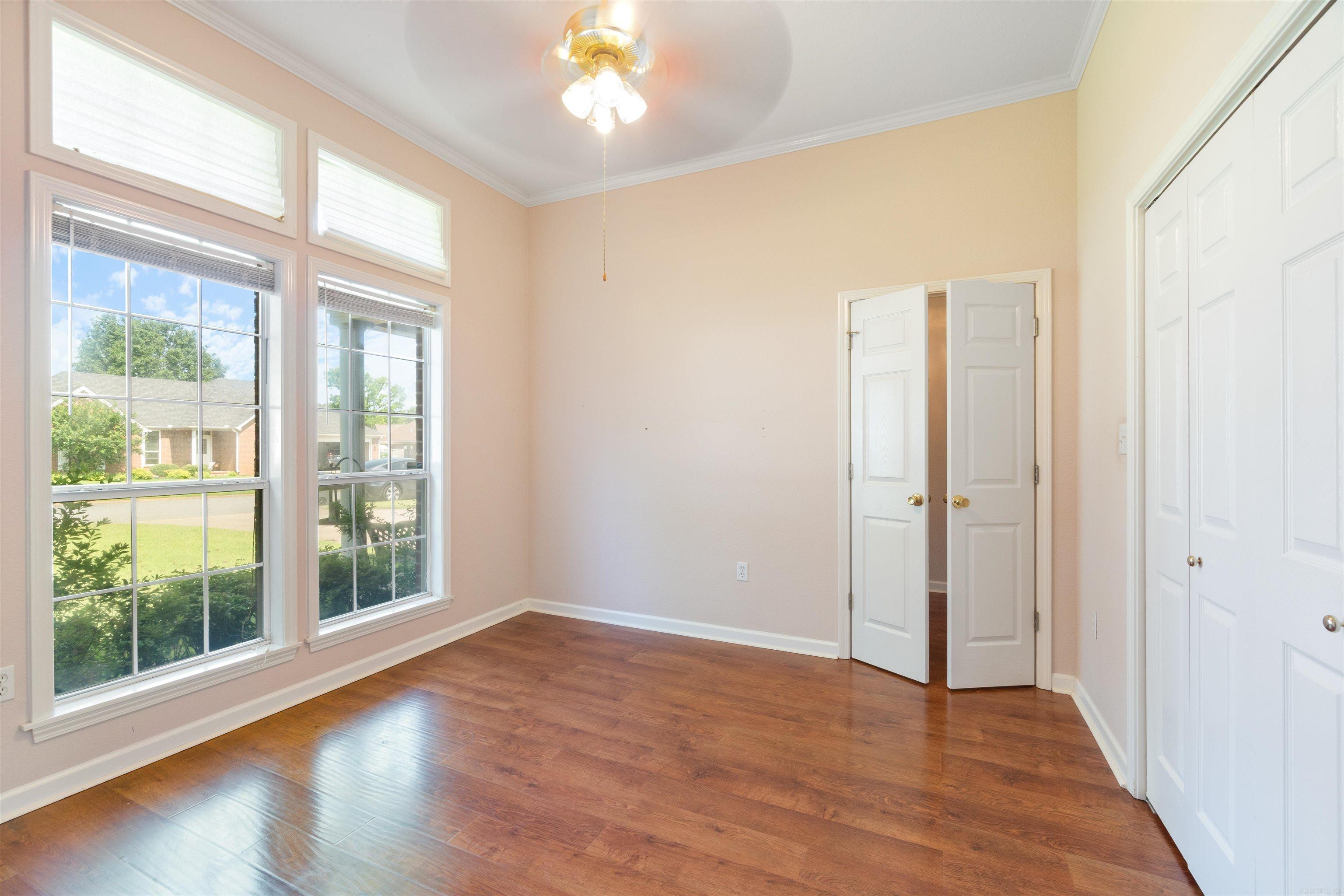 BELVEDERE COURT - Residential