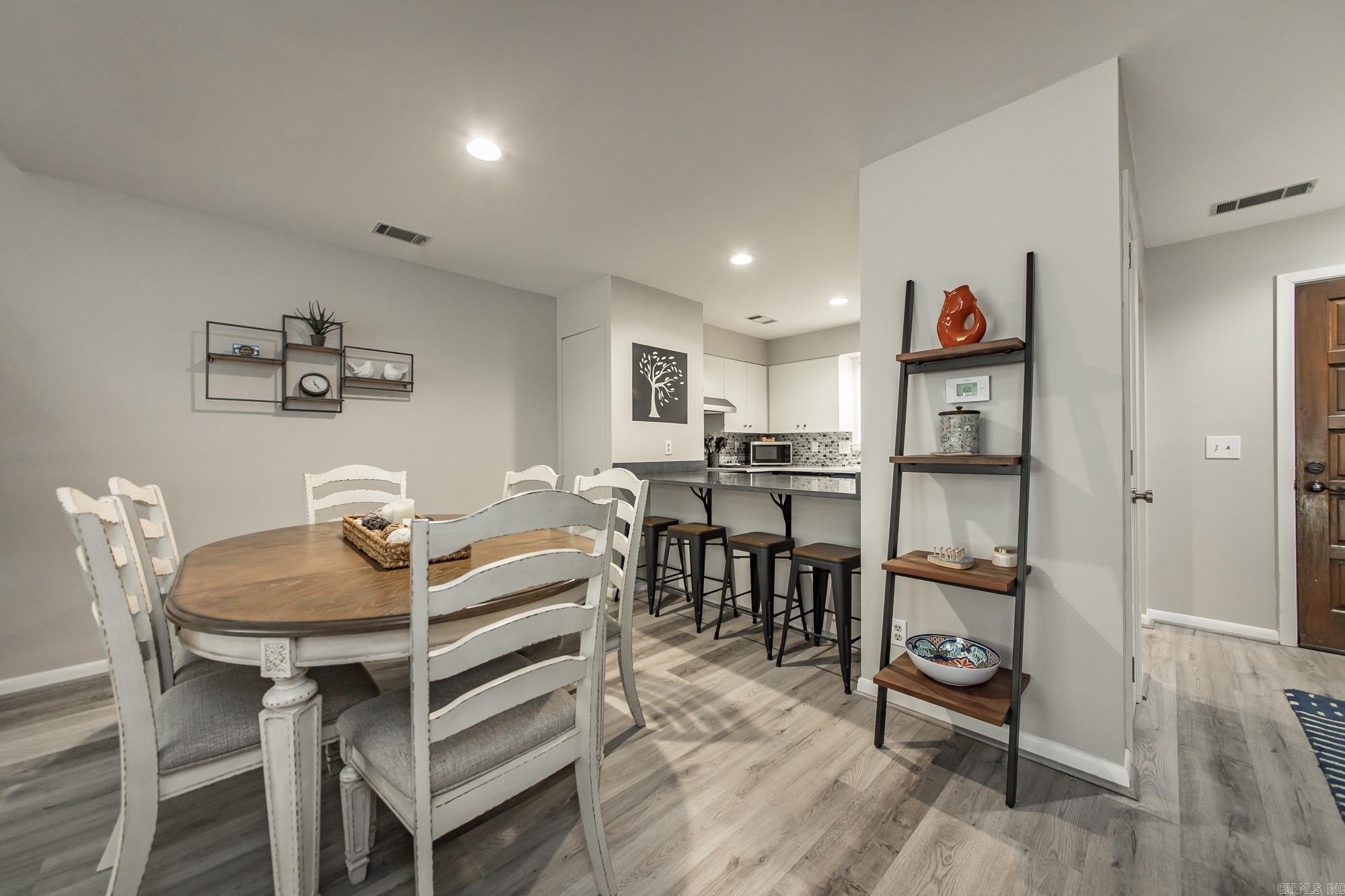 EI: SOUTHWINDS - Residential