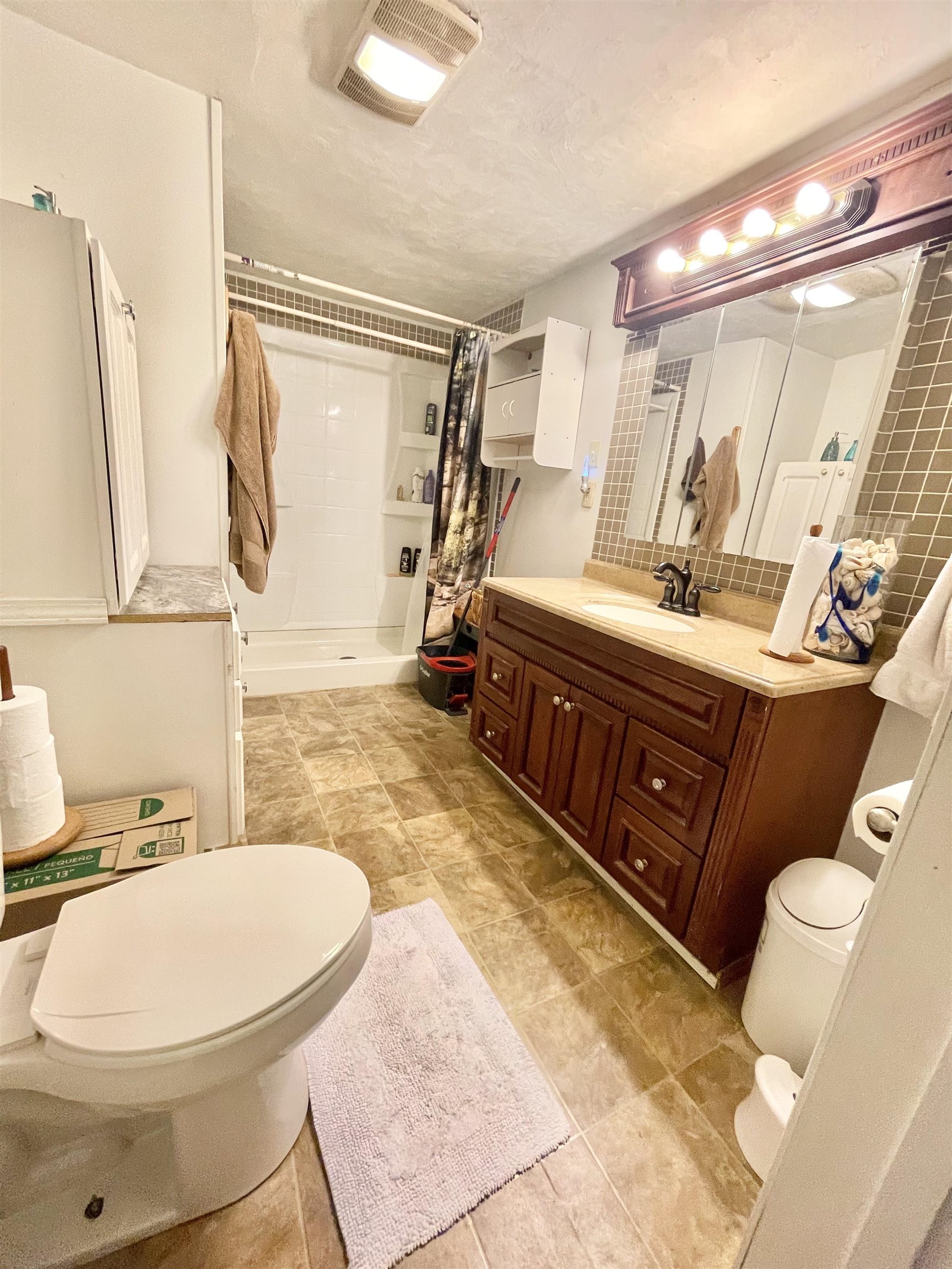 BACONS - Residential