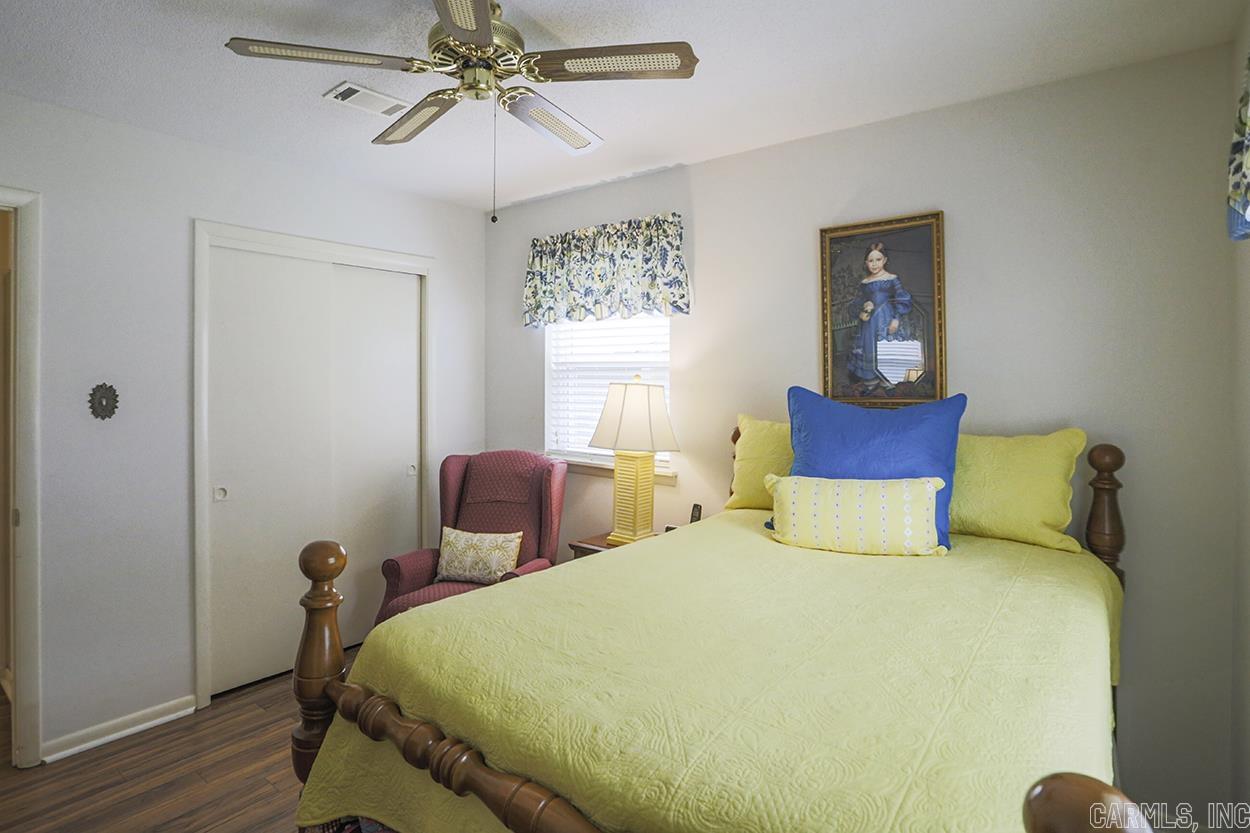 INDIAN HILLS - Residential