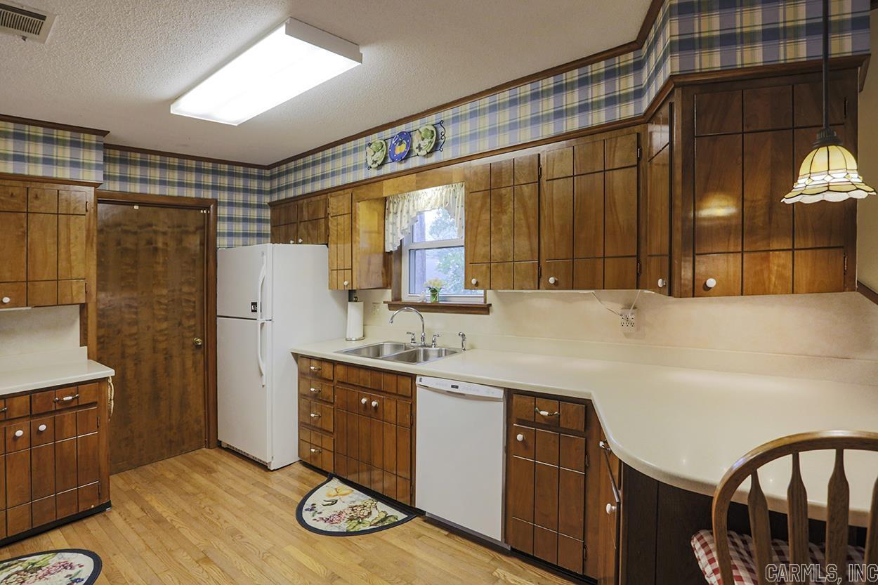 INDIAN HILLS - Residential