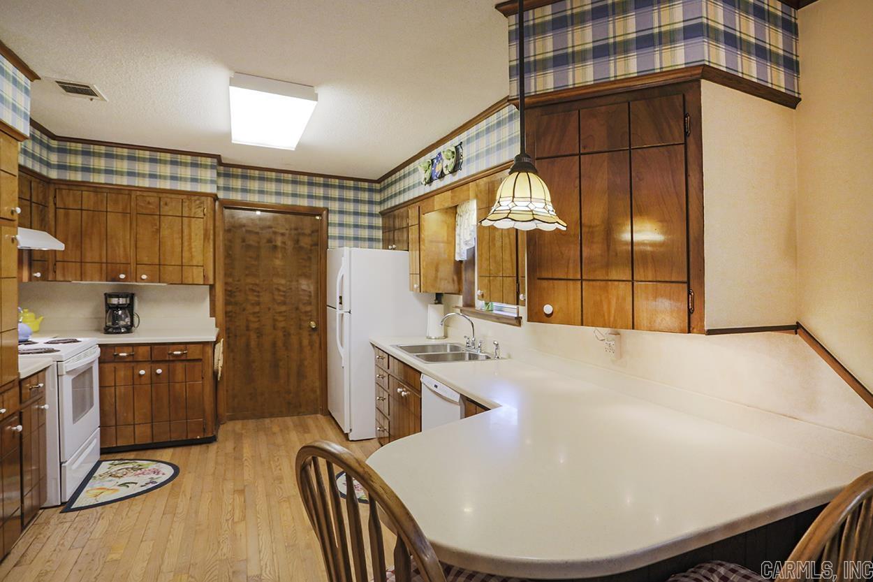 INDIAN HILLS - Residential