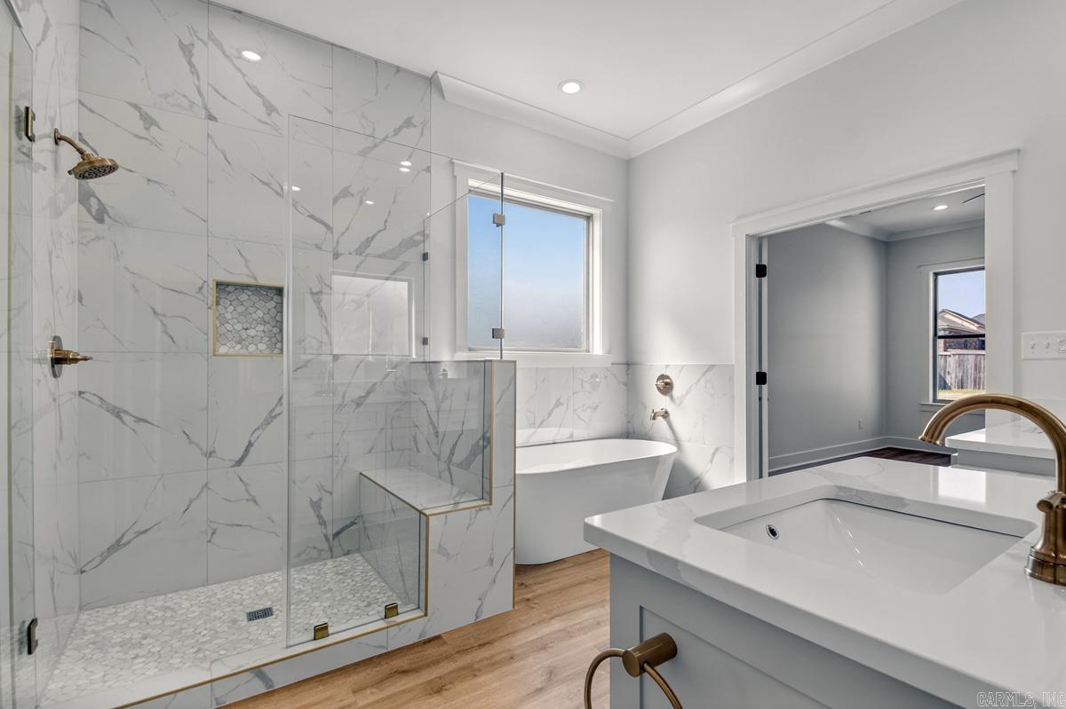 COUNTRY CLUB OF AR THE PH XXIV-C - Residential