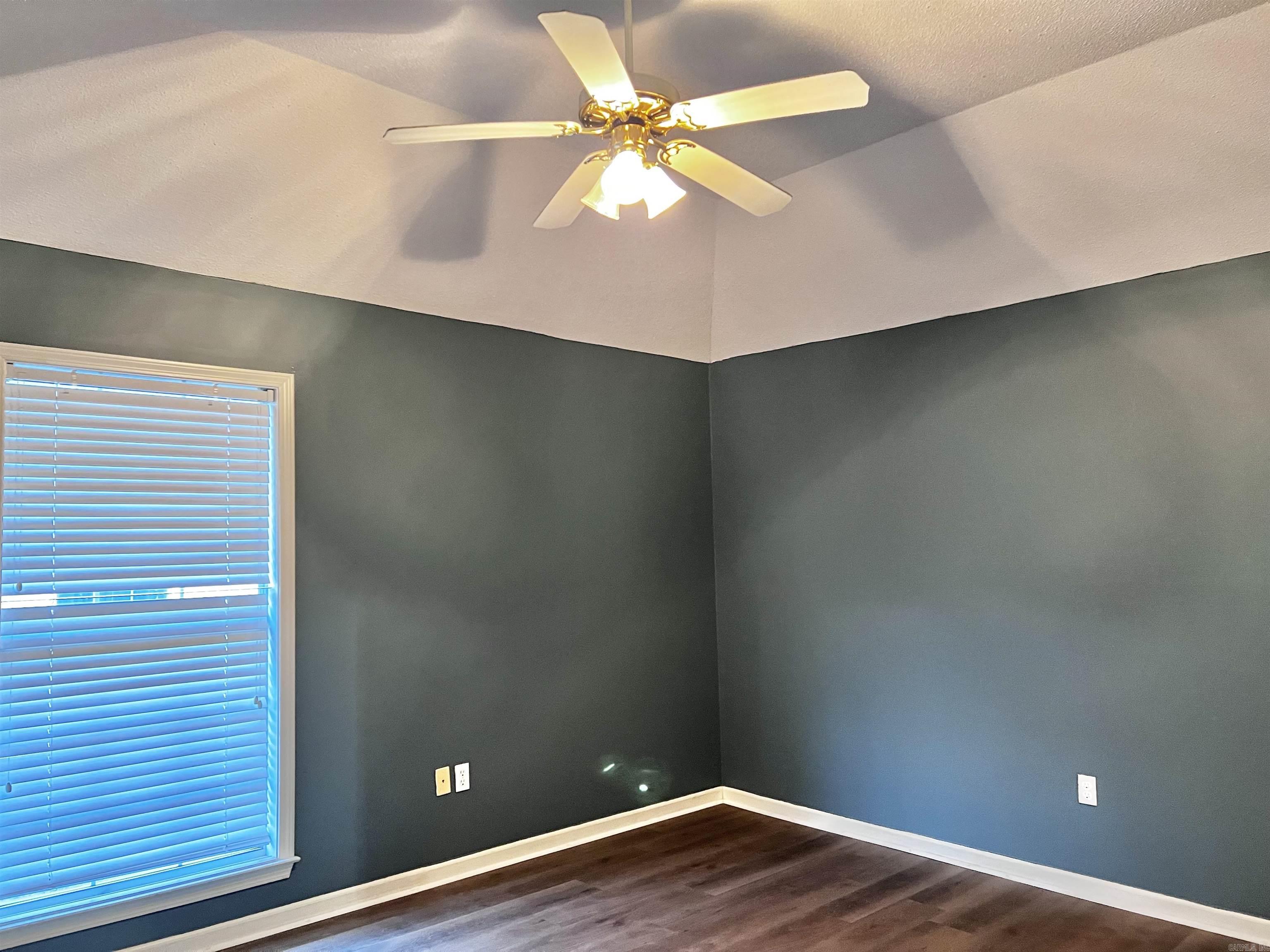 COUNTRY SQUIRE ADD - Residential