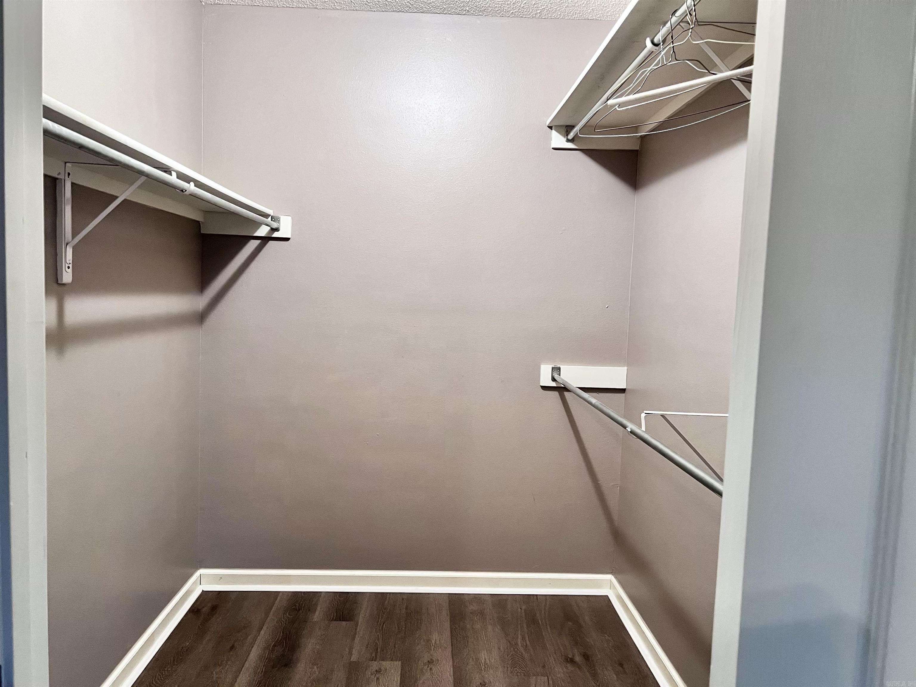 COUNTRY SQUIRE ADD - Residential