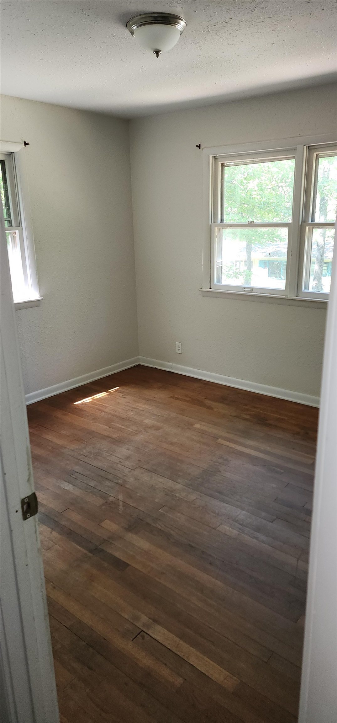 Chickasaw Second - Residential Lease