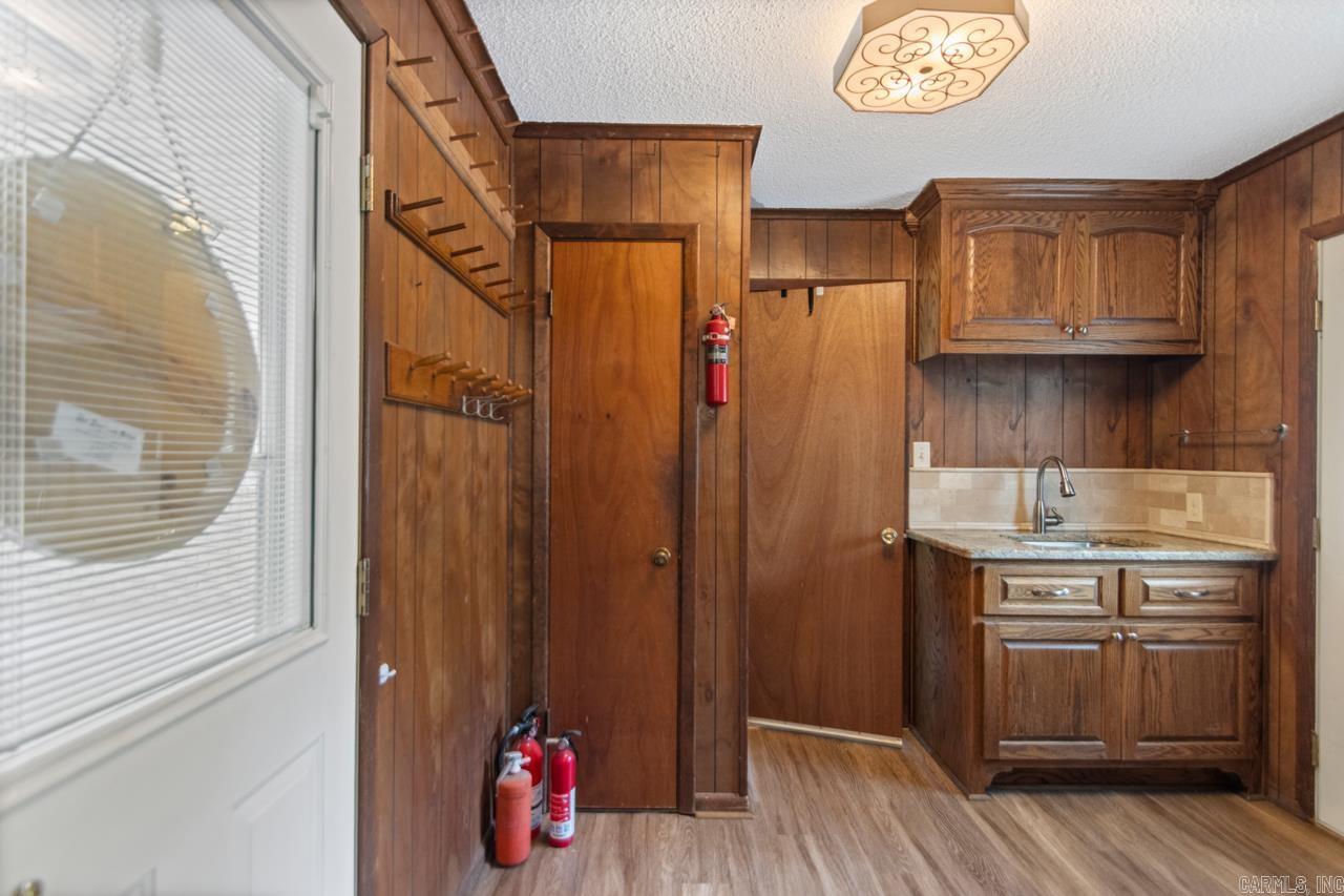 INDIANHEAD LAKES EST - Residential