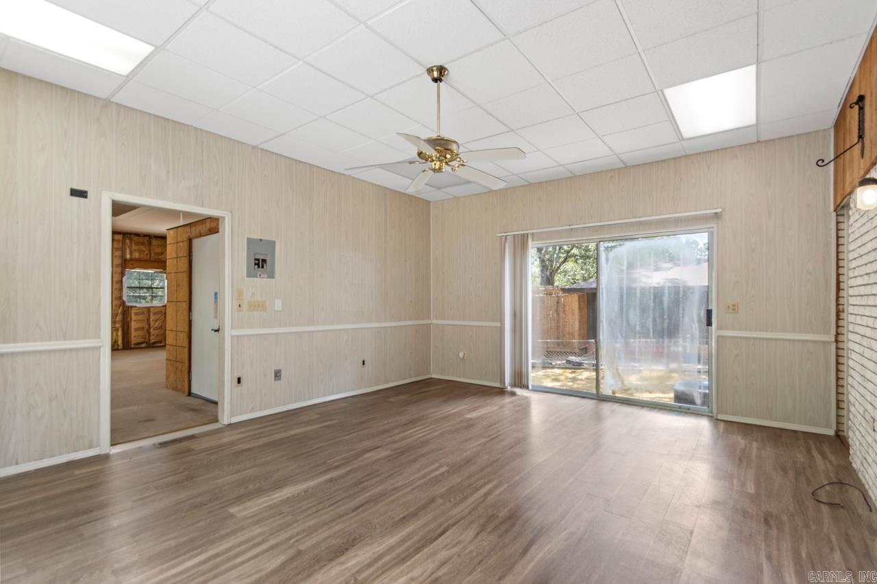 INDIANHEAD LAKES EST - Residential