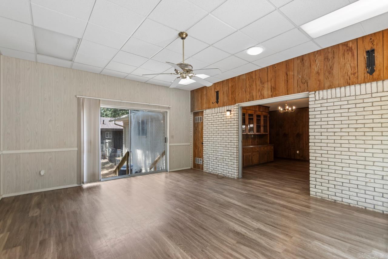 INDIANHEAD LAKES EST - Residential