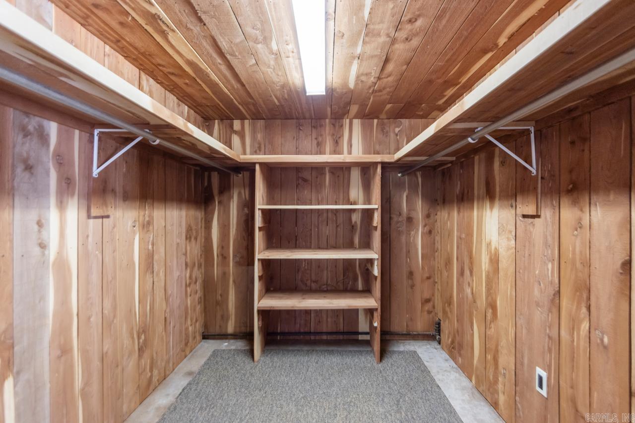 INDIANHEAD LAKES EST - Residential