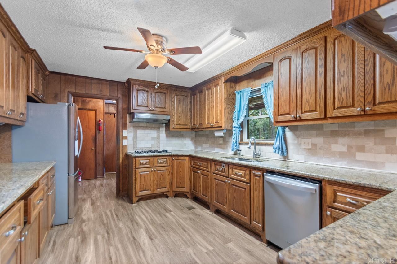 INDIANHEAD LAKES EST - Residential