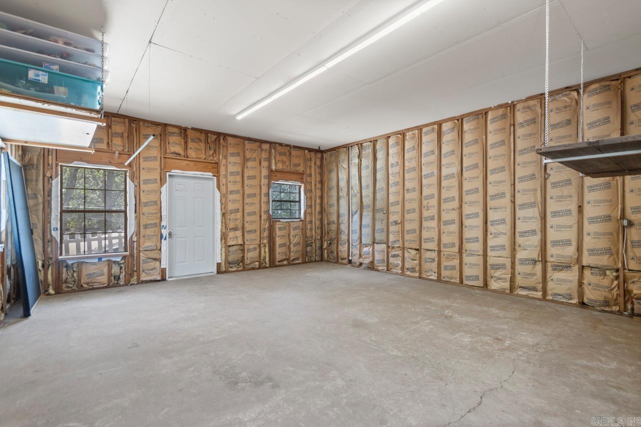 INDIANHEAD LAKES EST - Residential