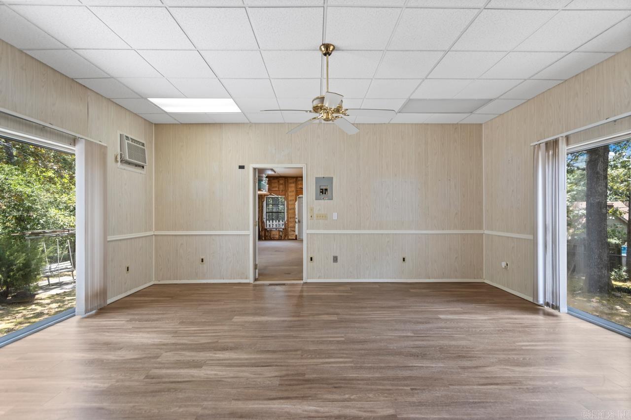 INDIANHEAD LAKES EST - Residential