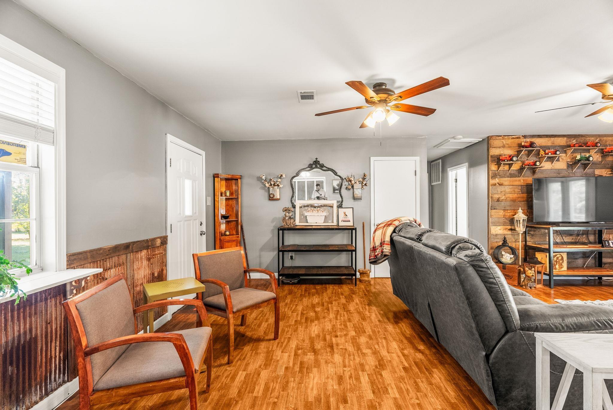 CADRON MEADOWS - Residential