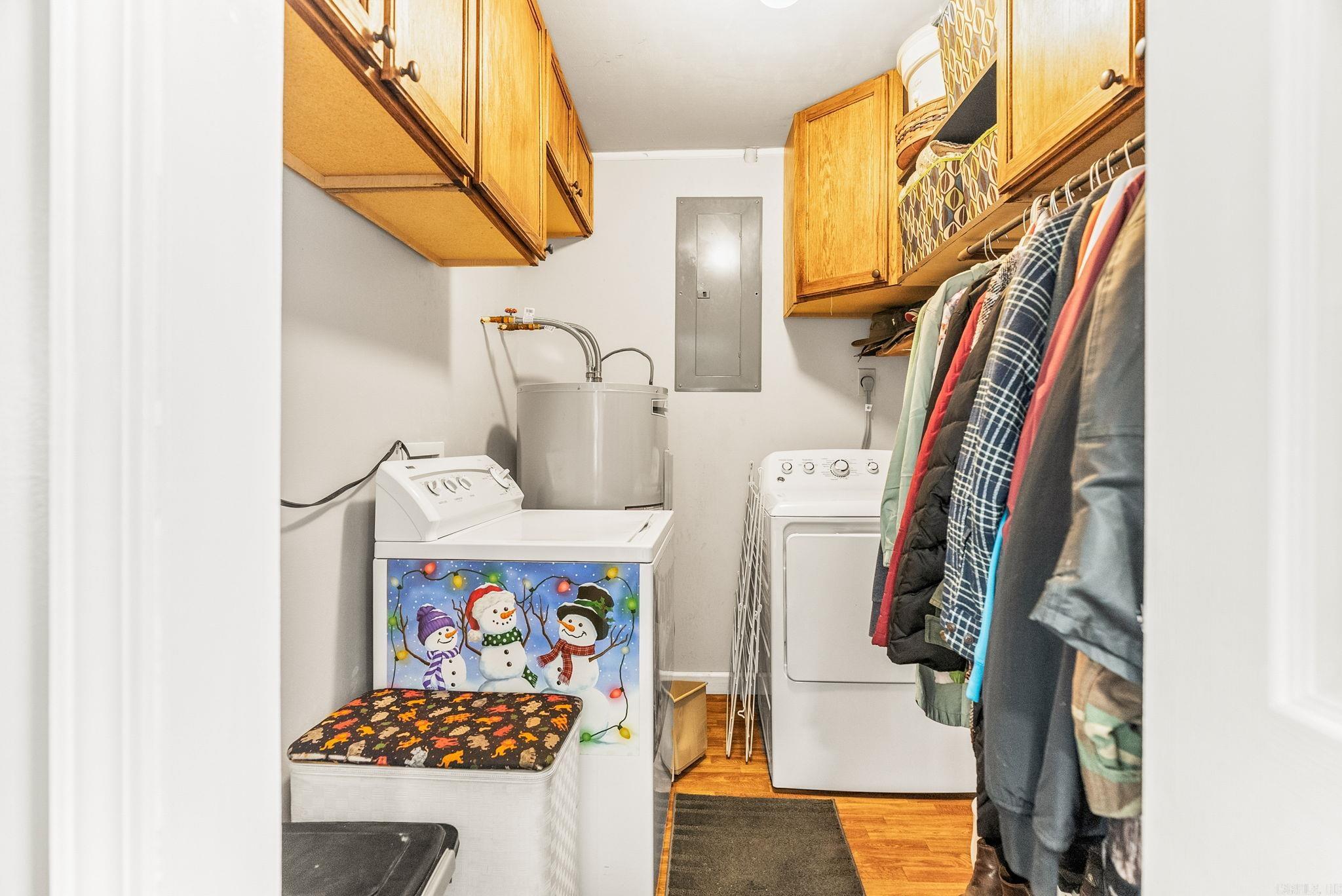 CADRON MEADOWS - Residential