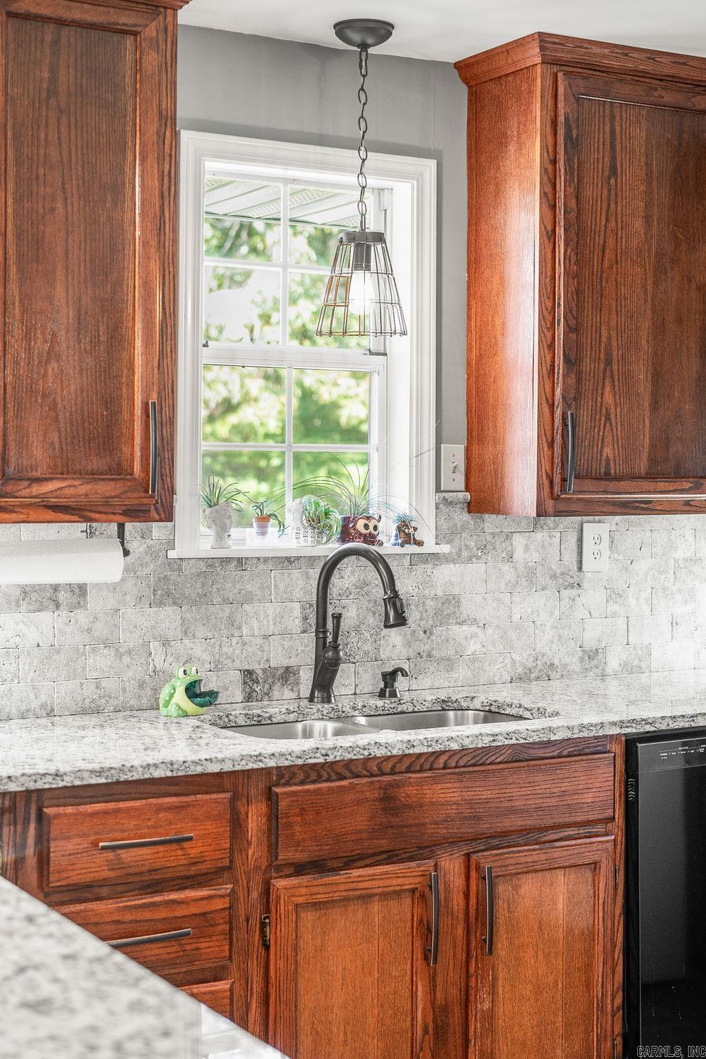 CADRON MEADOWS - Residential