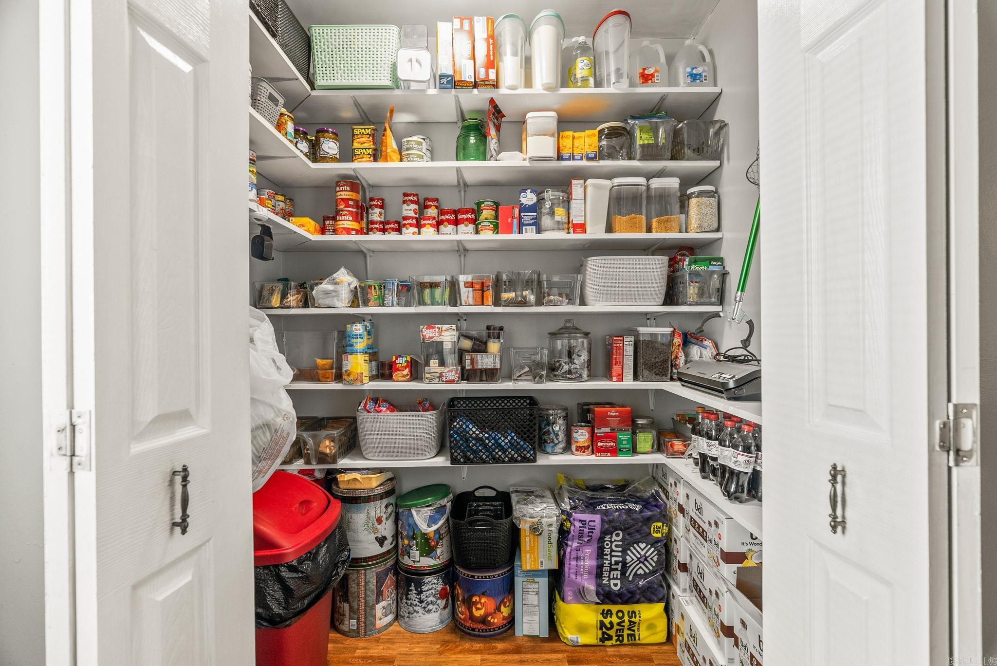 CADRON MEADOWS - Residential