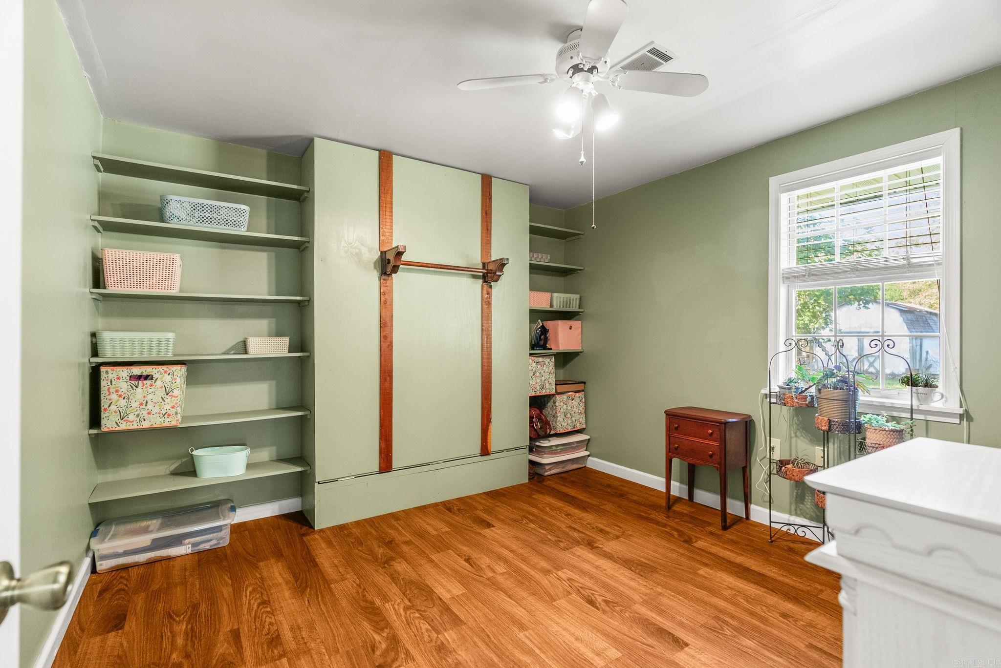 CADRON MEADOWS - Residential