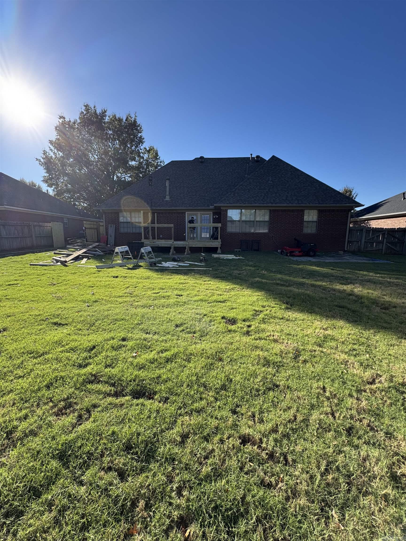 AUTUMN WOOD ESTATES - Residential