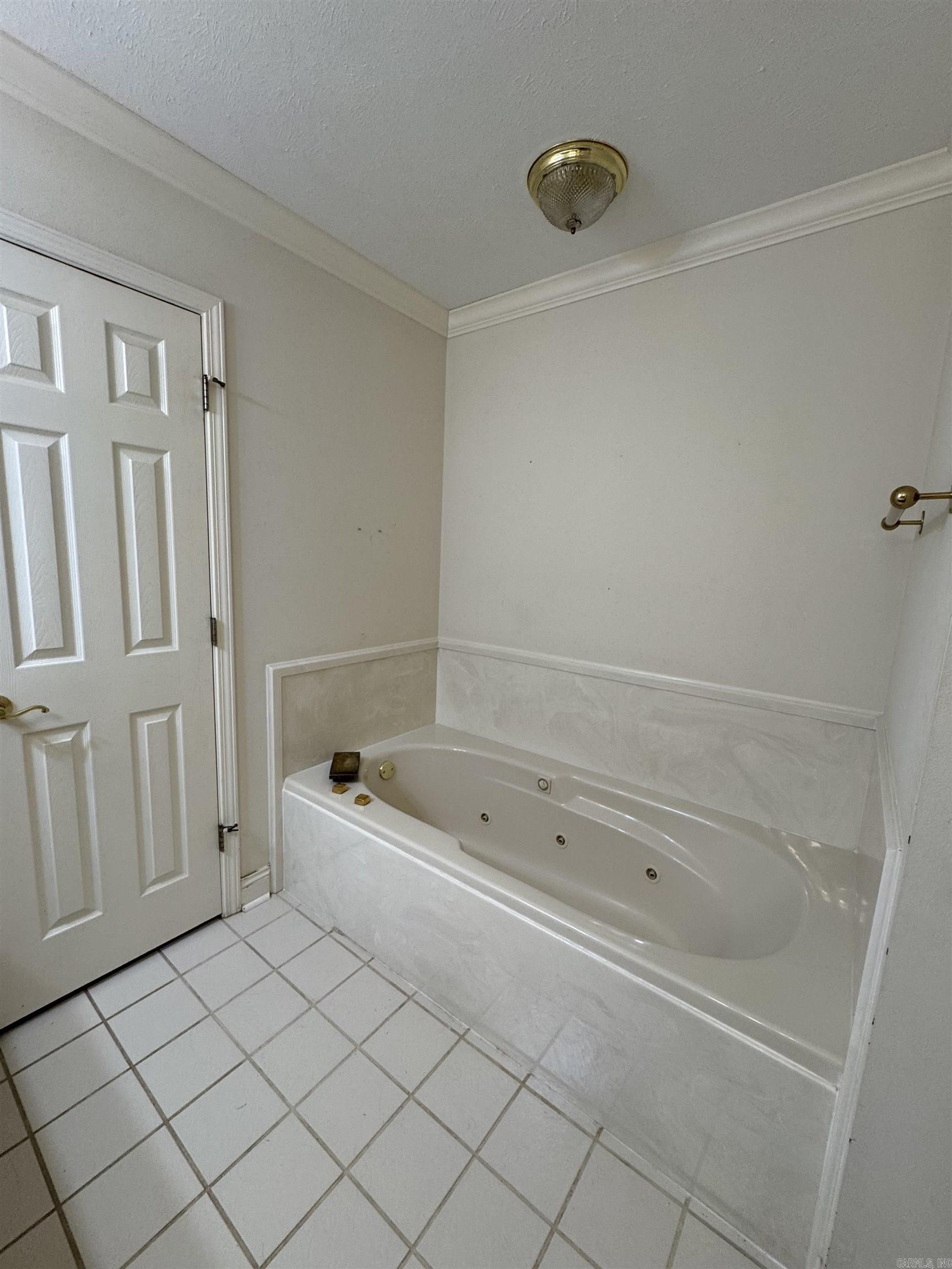 AUTUMN WOOD ESTATES - Residential