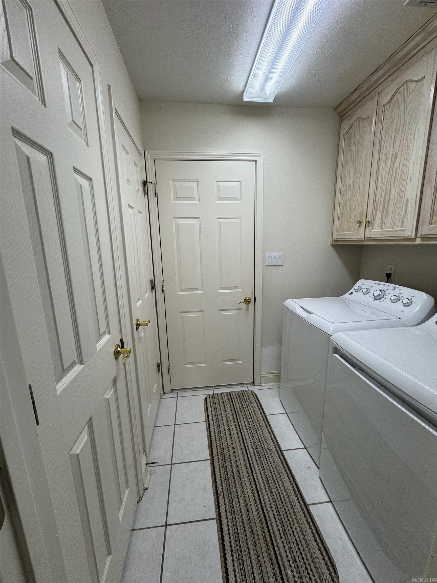 AUTUMN WOOD ESTATES - Residential