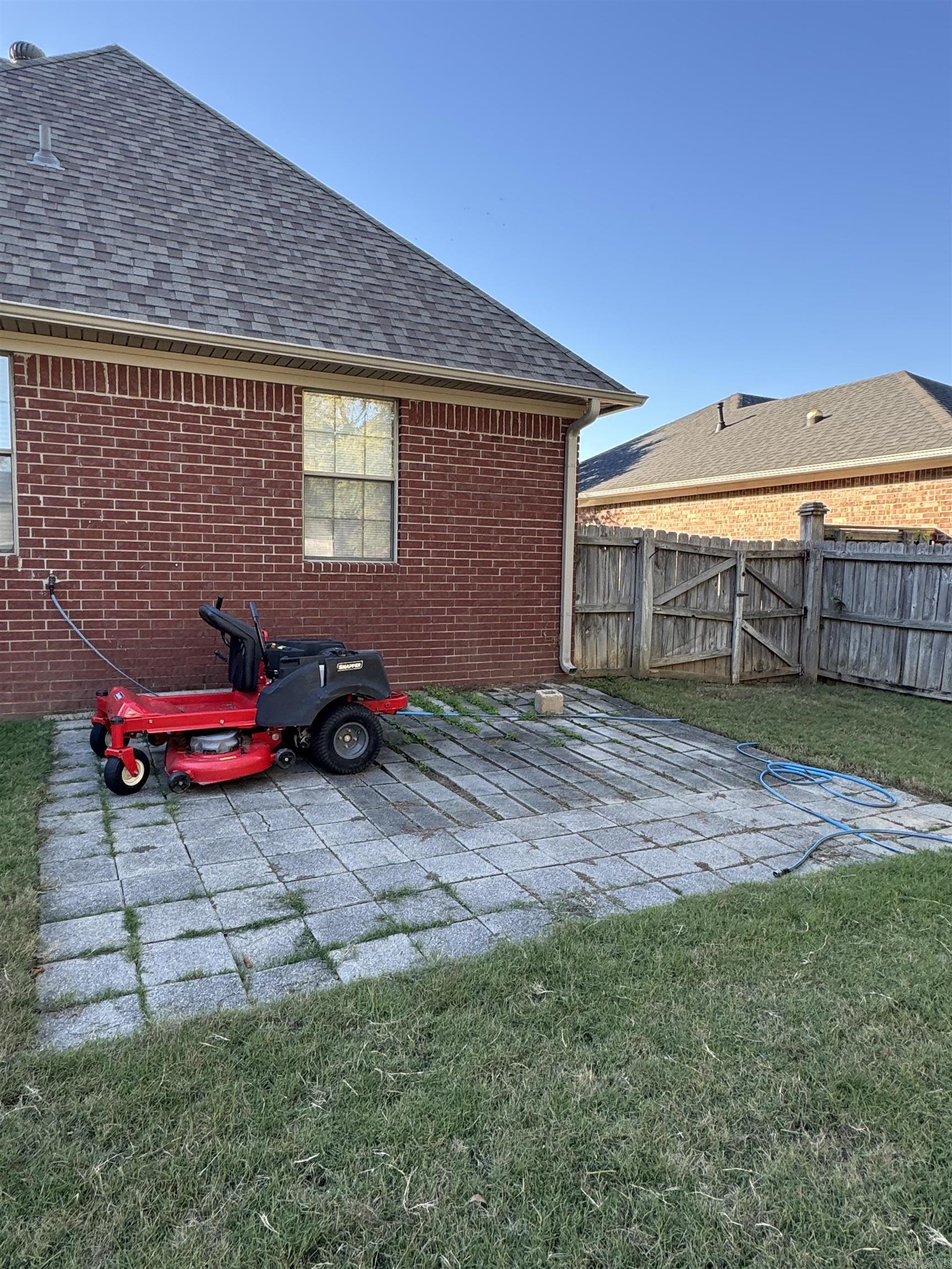 AUTUMN WOOD ESTATES - Residential