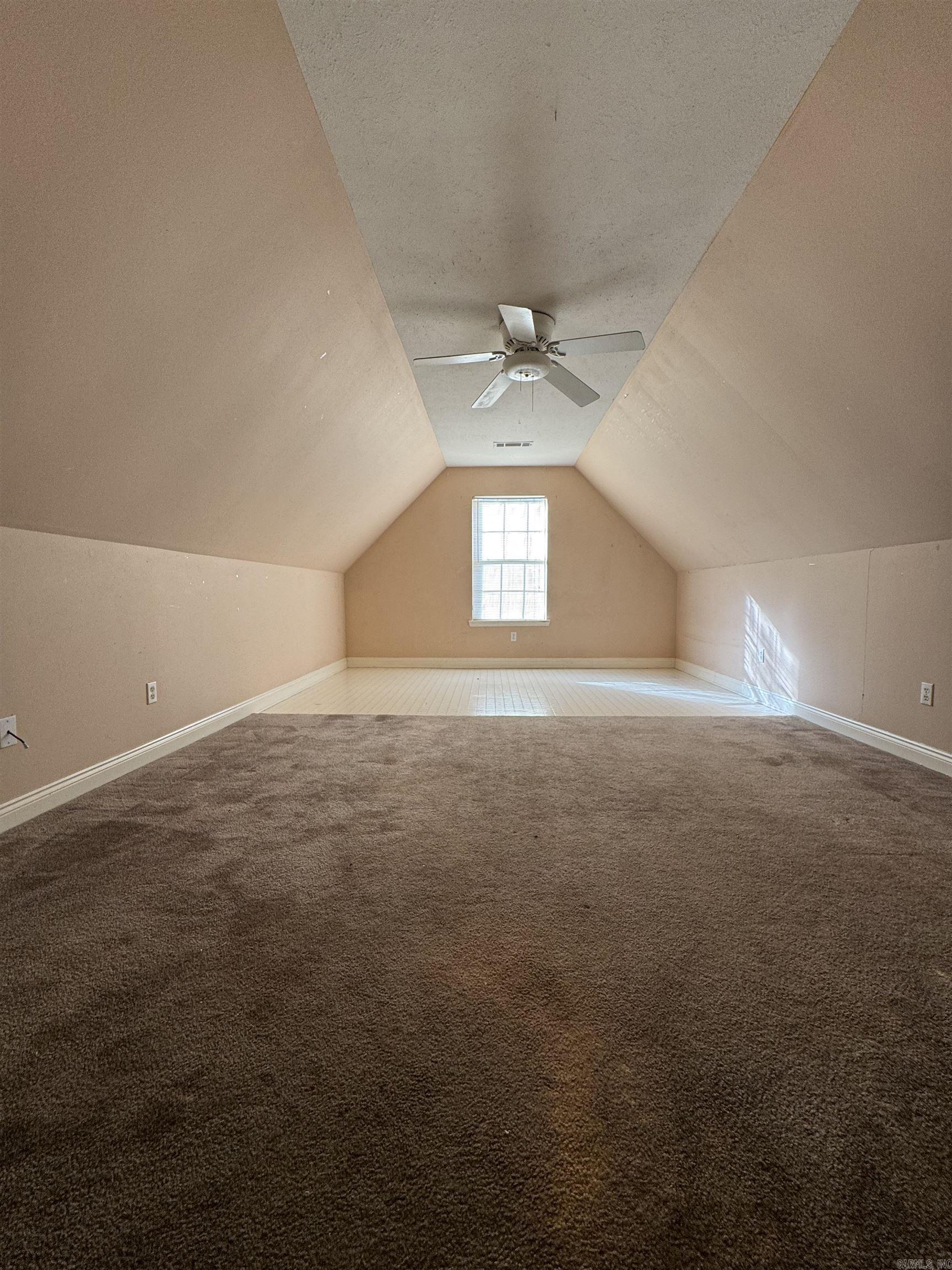 AUTUMN WOOD ESTATES - Residential