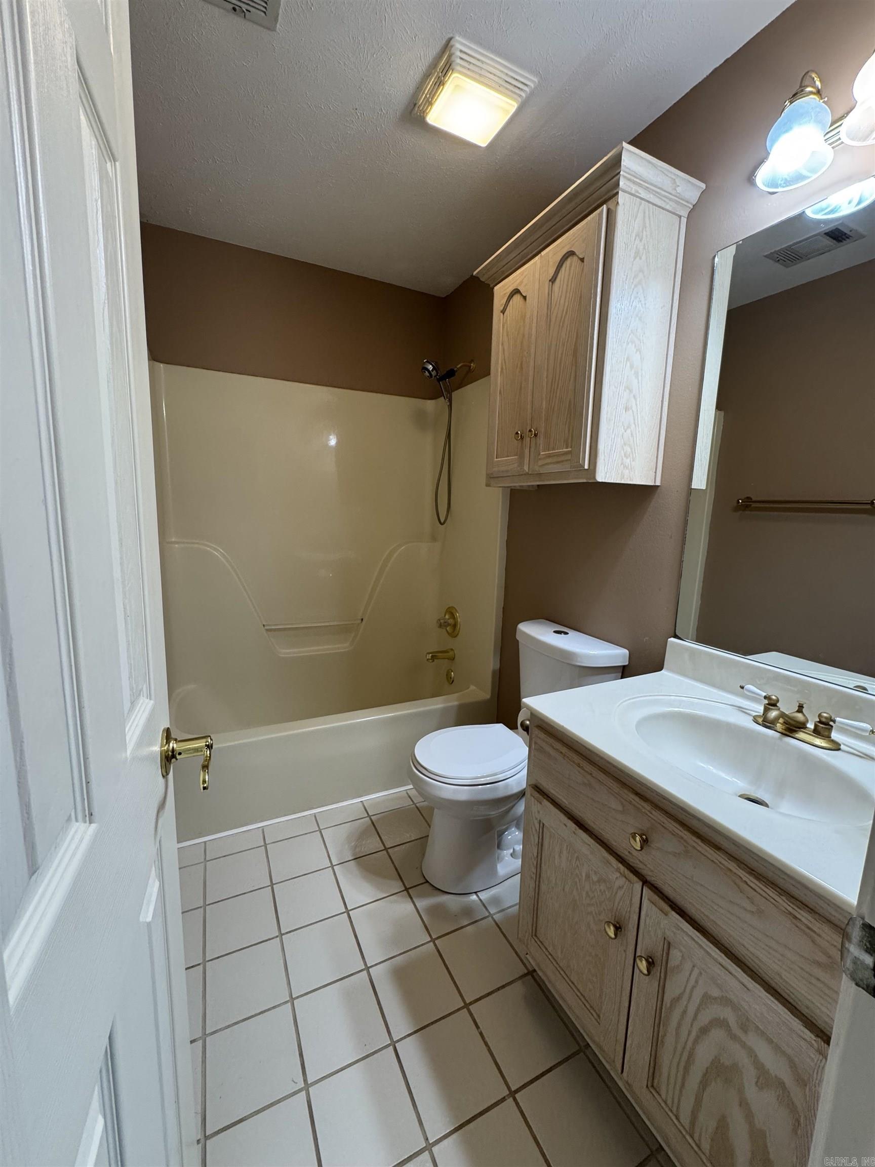 AUTUMN WOOD ESTATES - Residential