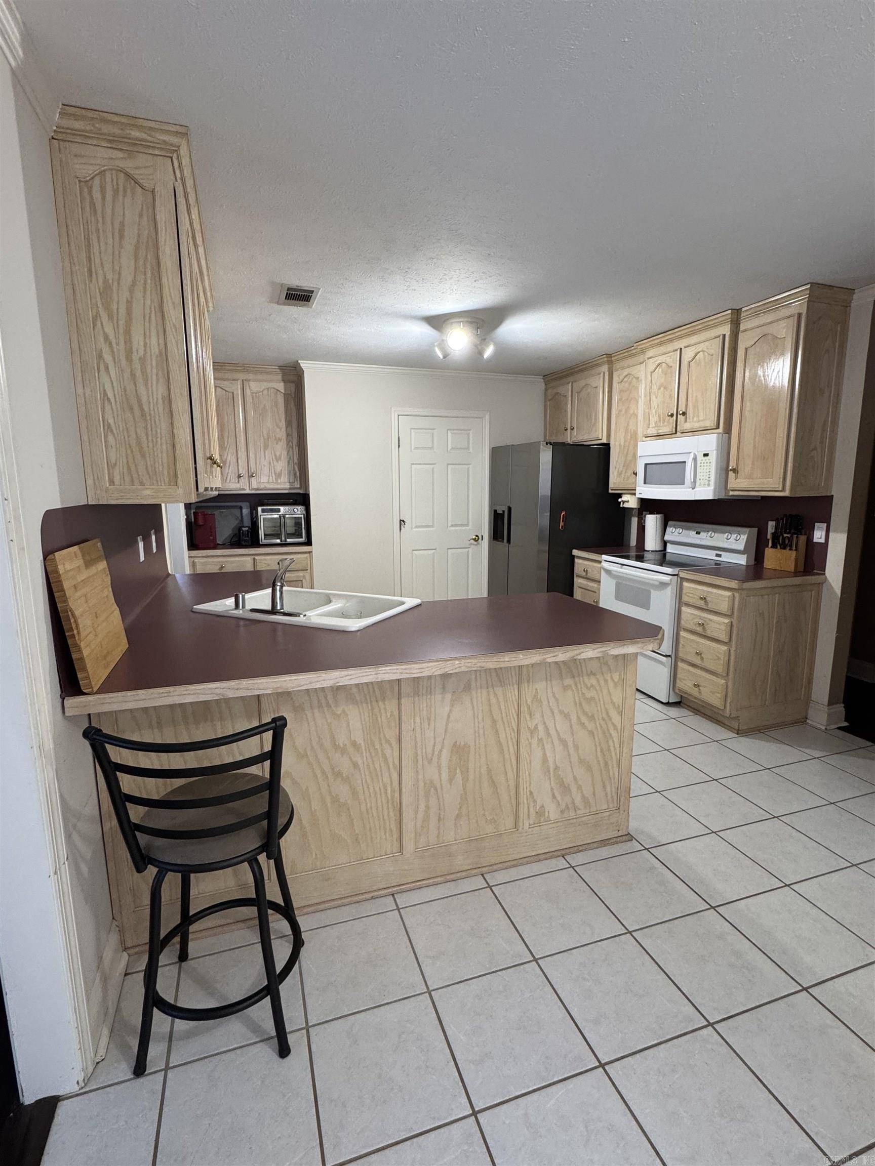 AUTUMN WOOD ESTATES - Residential