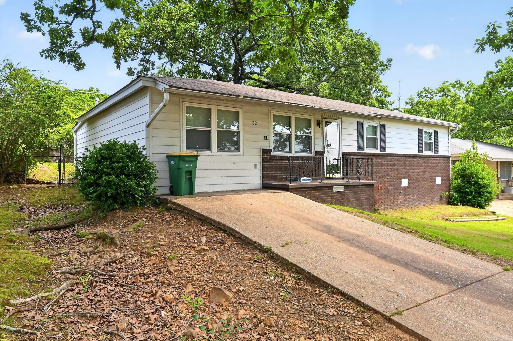 GLENOAKS - Residential