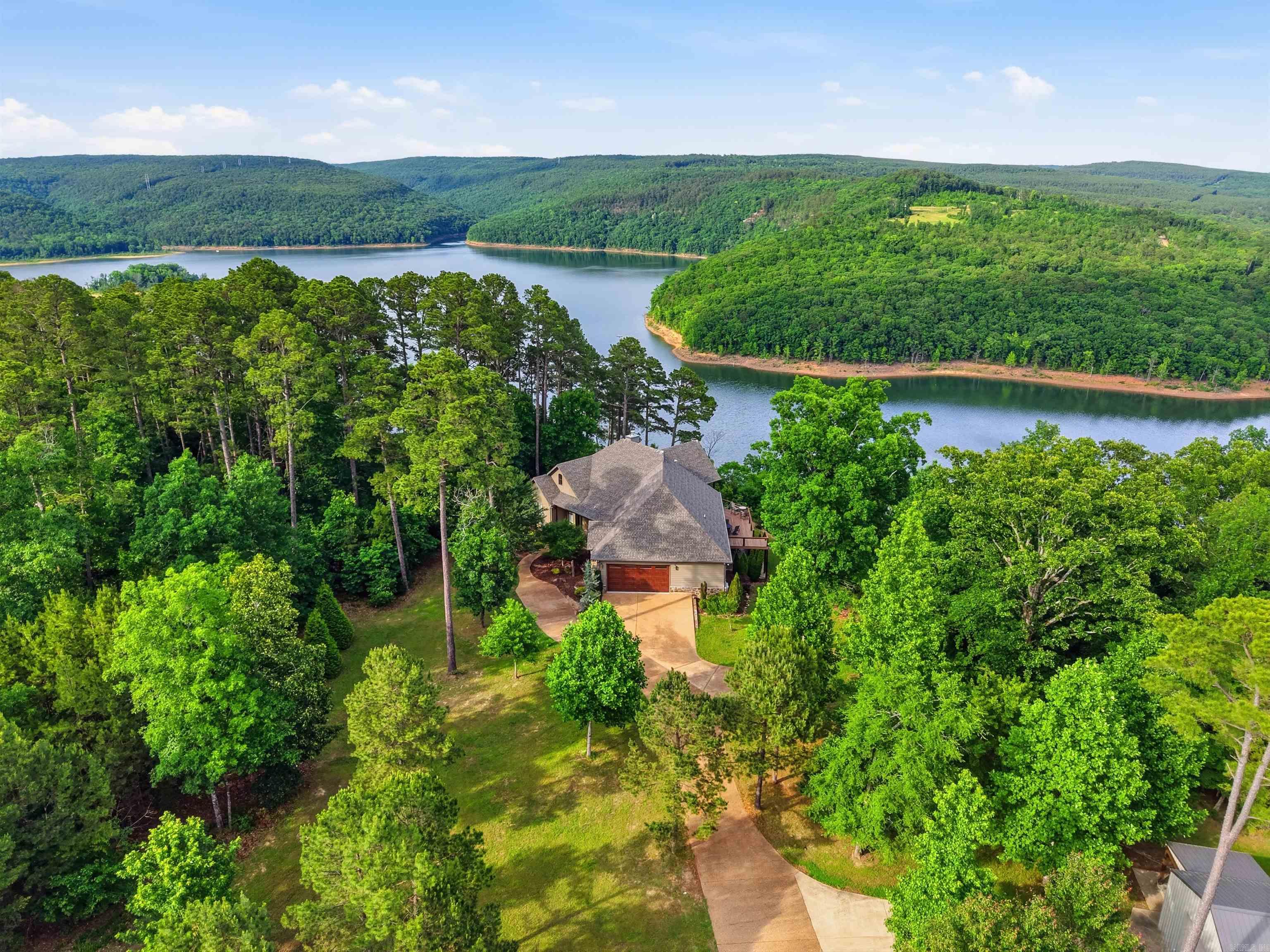 THE BLUFFS - Residential