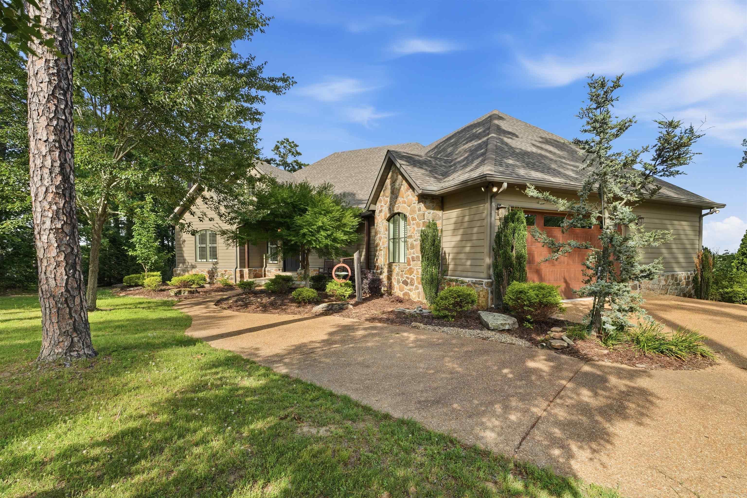 THE BLUFFS - Residential
