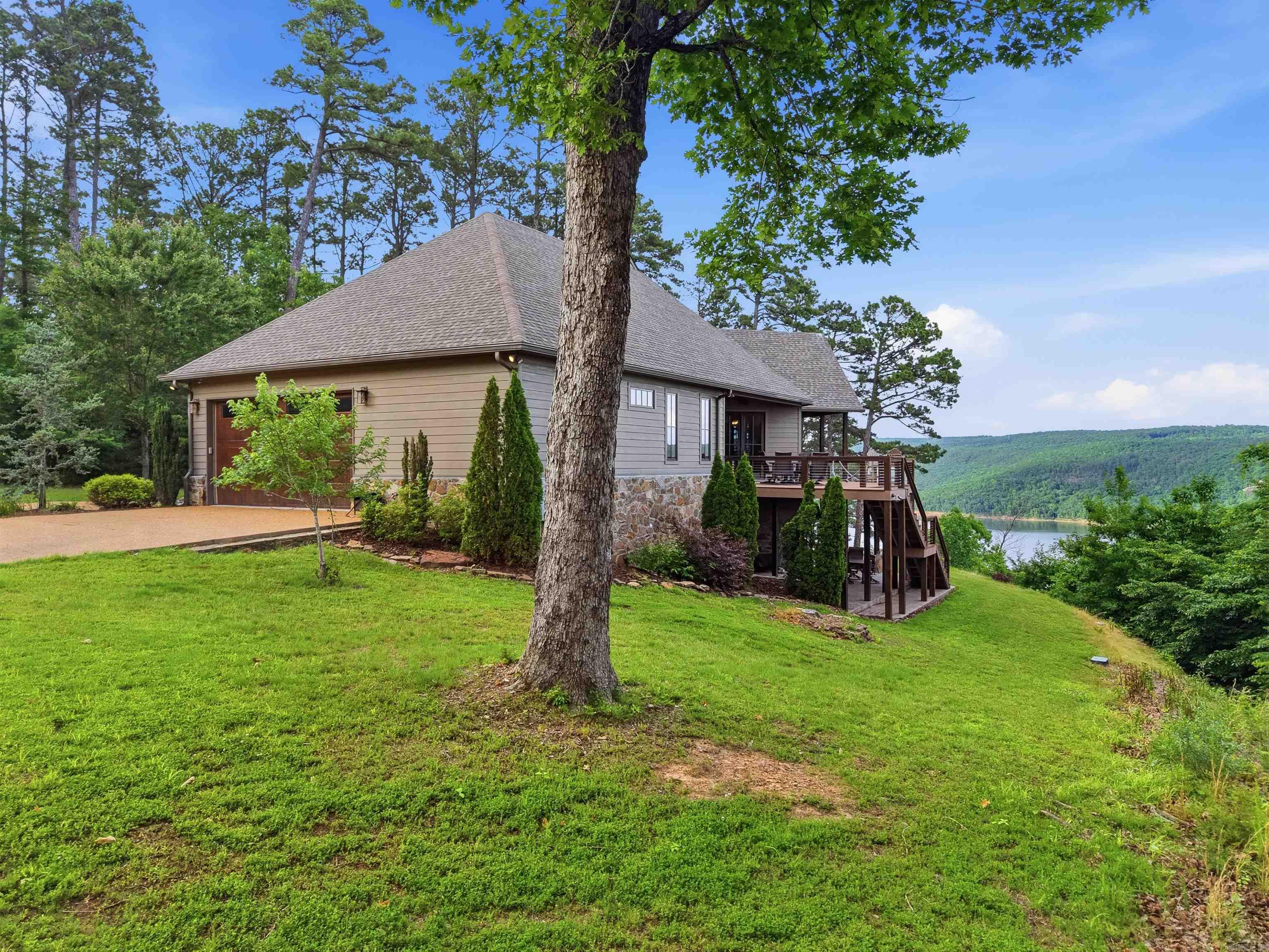 THE BLUFFS - Residential