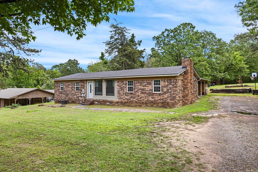 Welcome to 405 Damascus – Space, Style, and a Prime Location! This 4-bedroom modern home sits on 1.03 acres land. Features recent upgrades including a 2-year-old roof , HVAC system and granite countertops. Just minutes from Lake Dardanelle State Park, you'll enjoy easy access to fishing, boating, and scenic lake views—perfect for those who love the outdoors and a peaceful lifestyle.