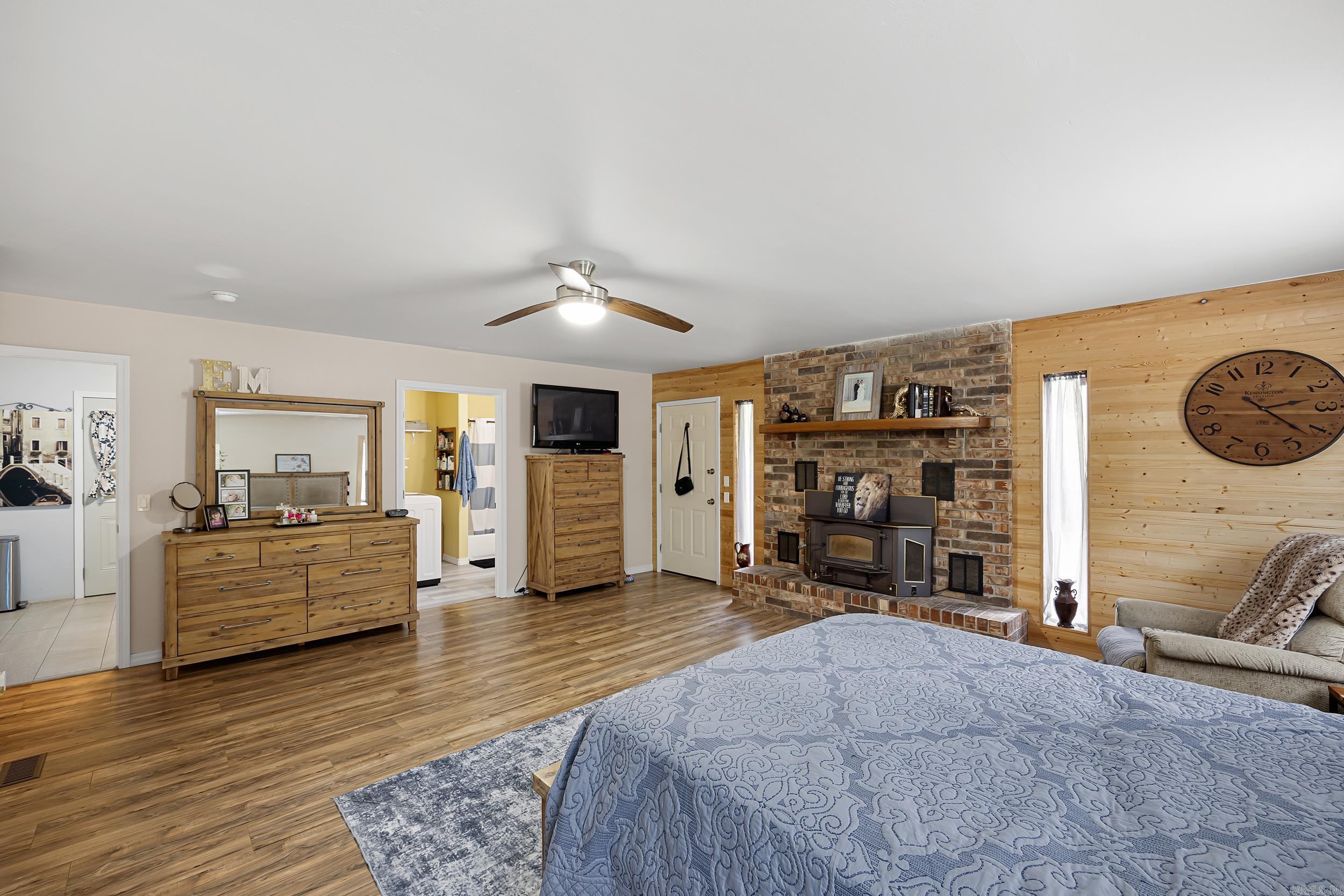 CITY OF RUSSELLVILLE - Residential