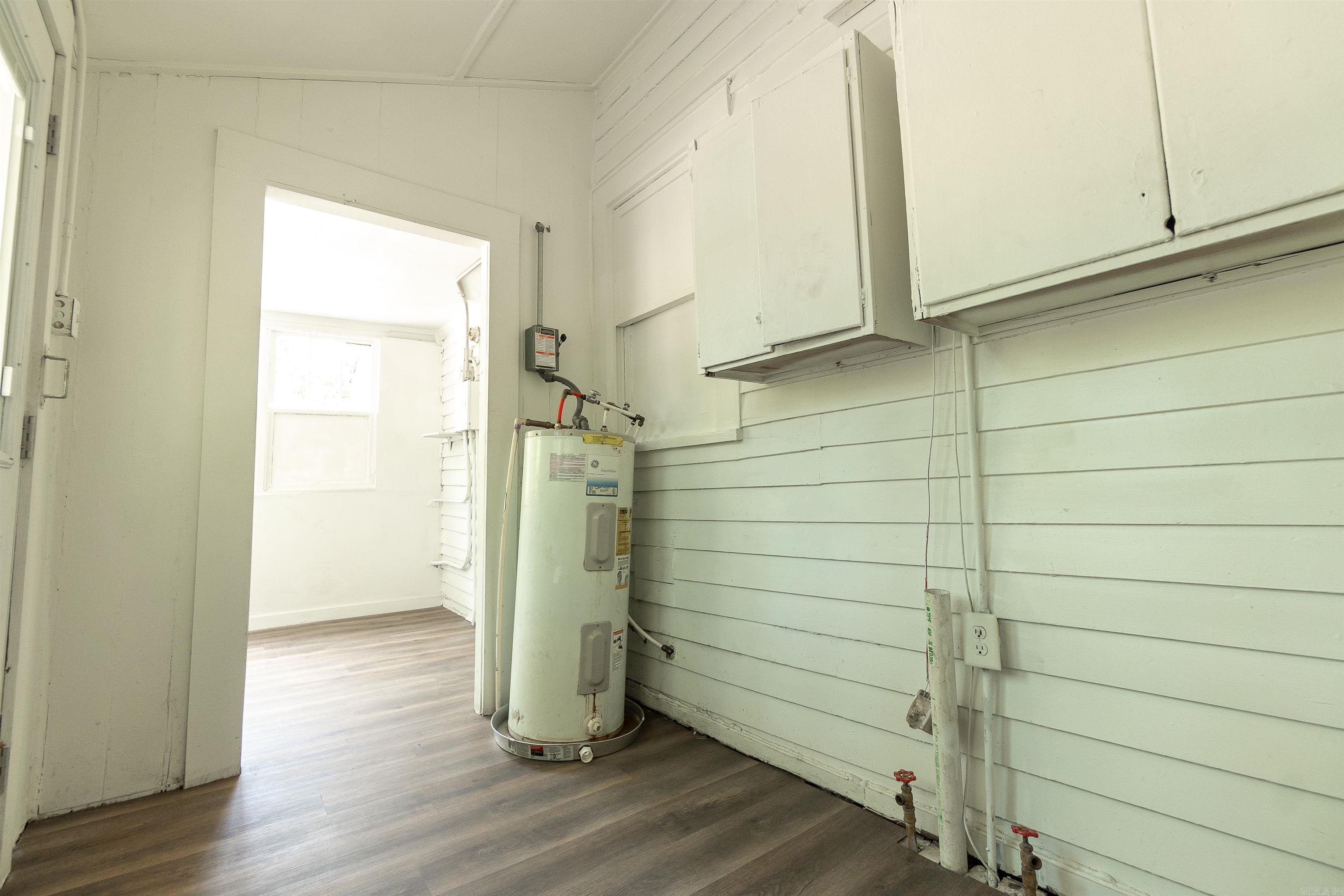 Johnson C & P - Residential Lease