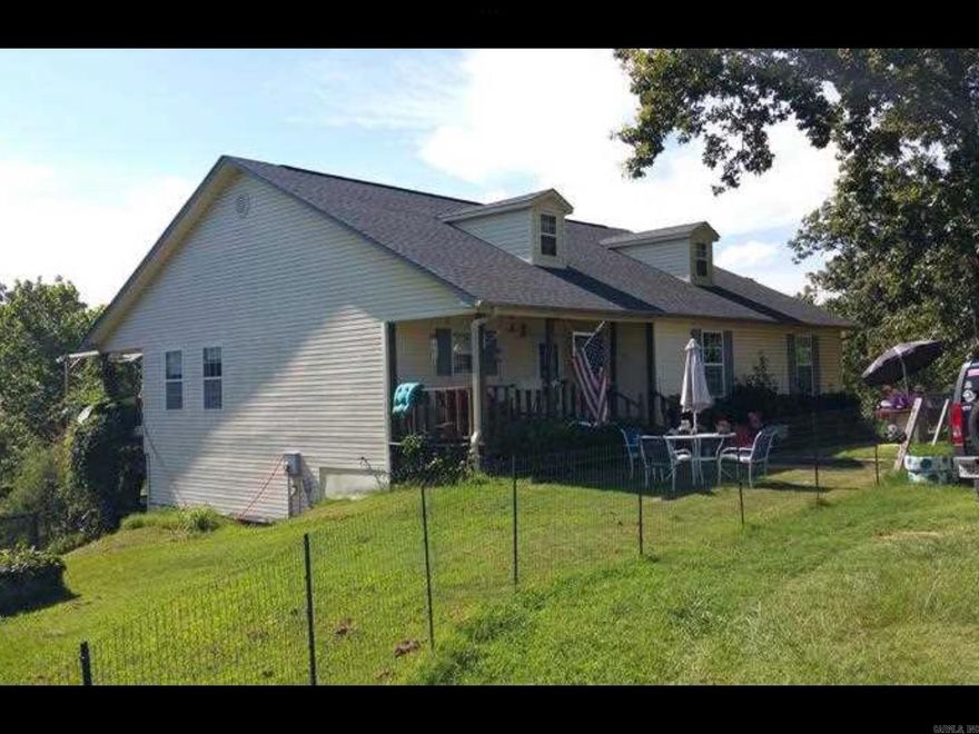 DO NOT USE AS A COMP FOR SALES COMPARISON!!!! This home was purchased by a family member and sales price was not dictated by other properties in the area.