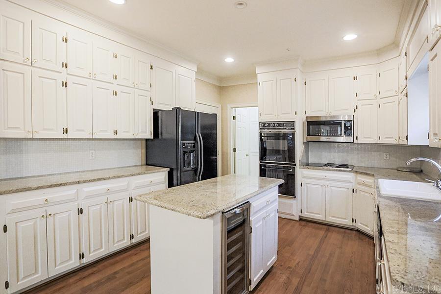 CHELSEA SQUARE - Residential