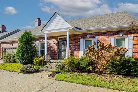 Photo of 2111 Hinson Rd #11 Rd, Little Rock, AR 72212 (MLS # 25047286)