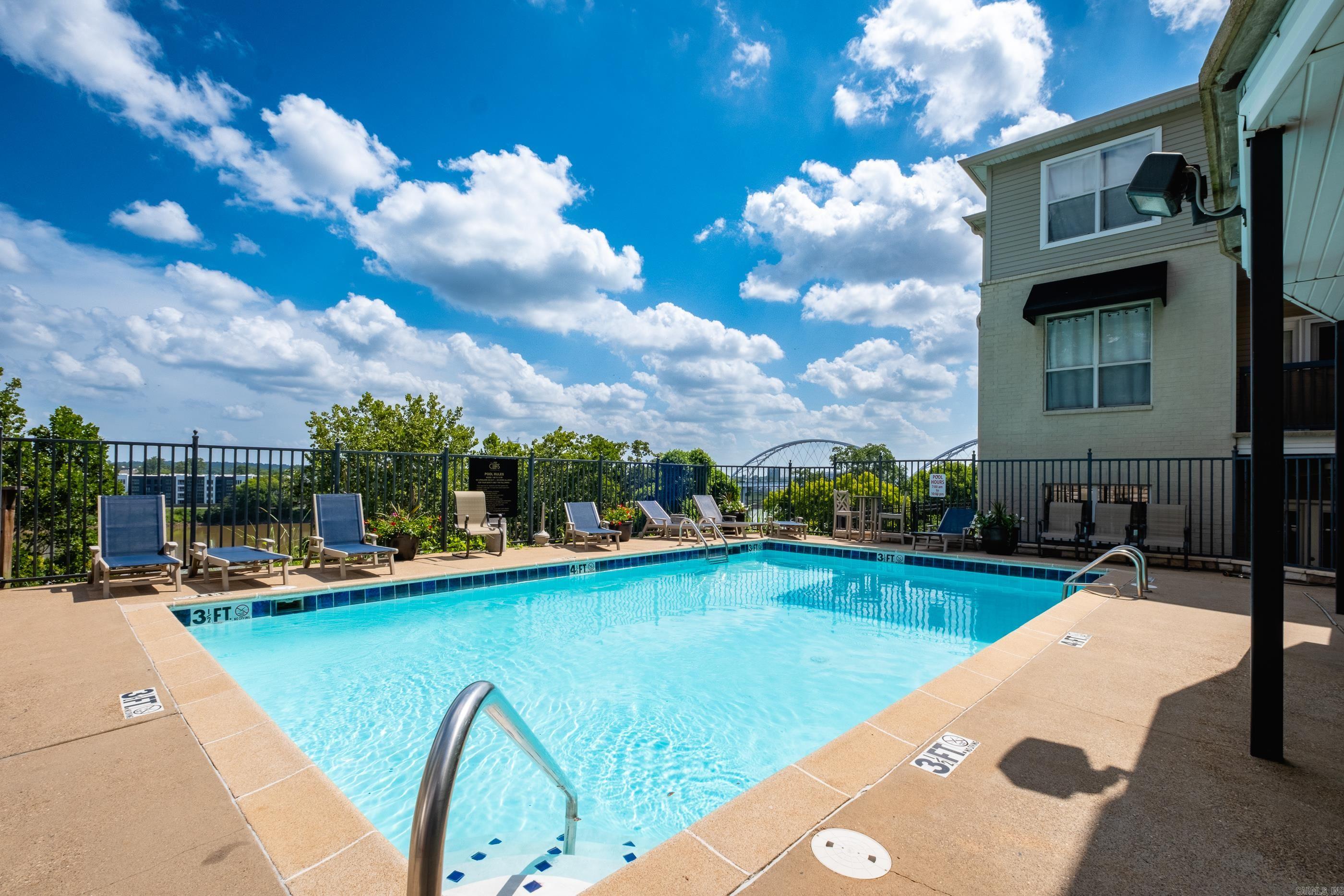 The Cliffs HPR - Residential