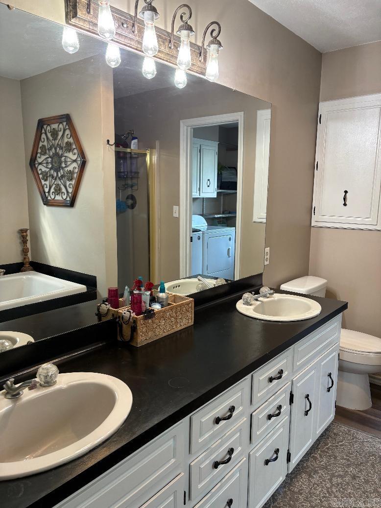 GLADEWOOD ANNEX - Residential