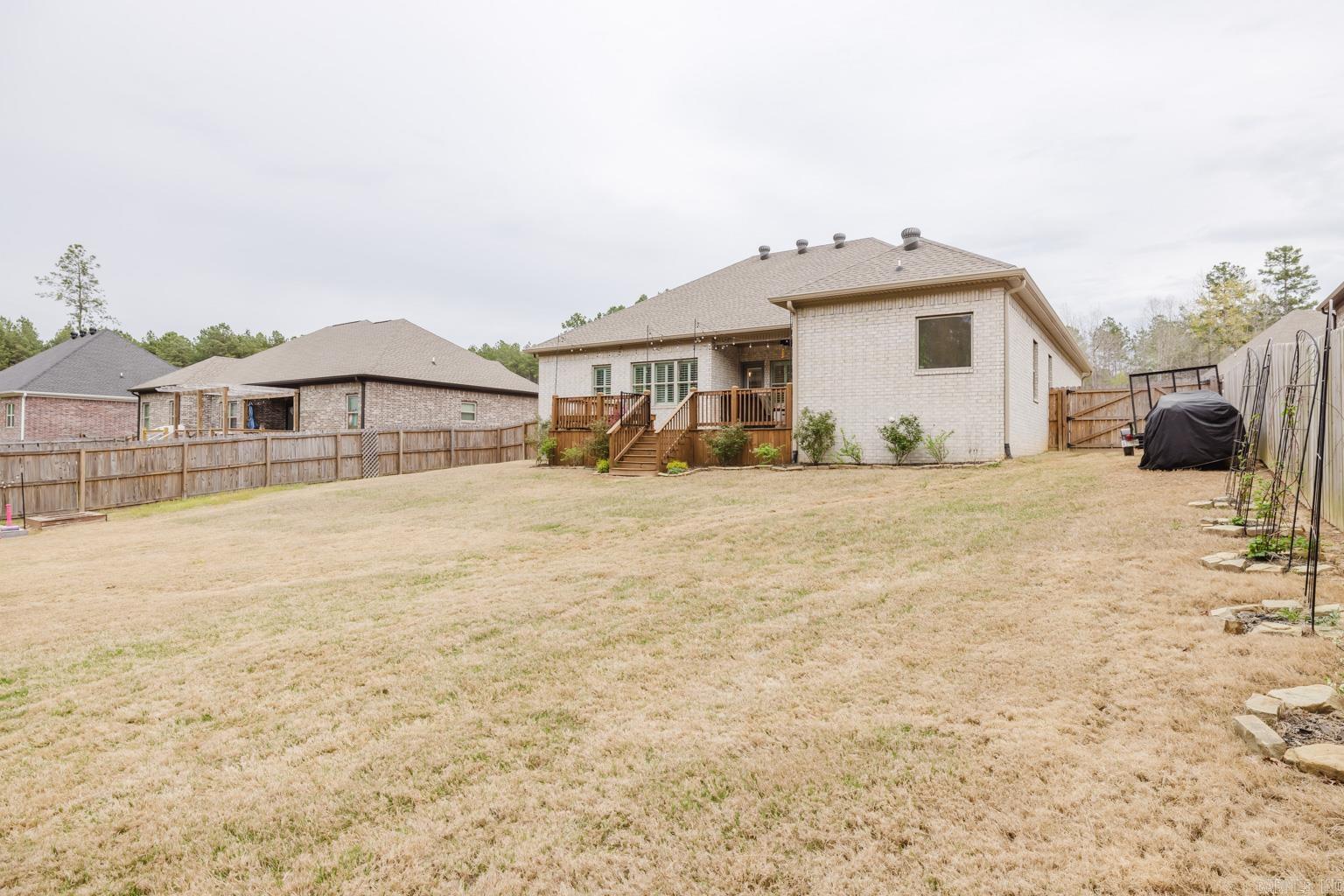 THE PINES AT PARKWAY TRAILS - Residential