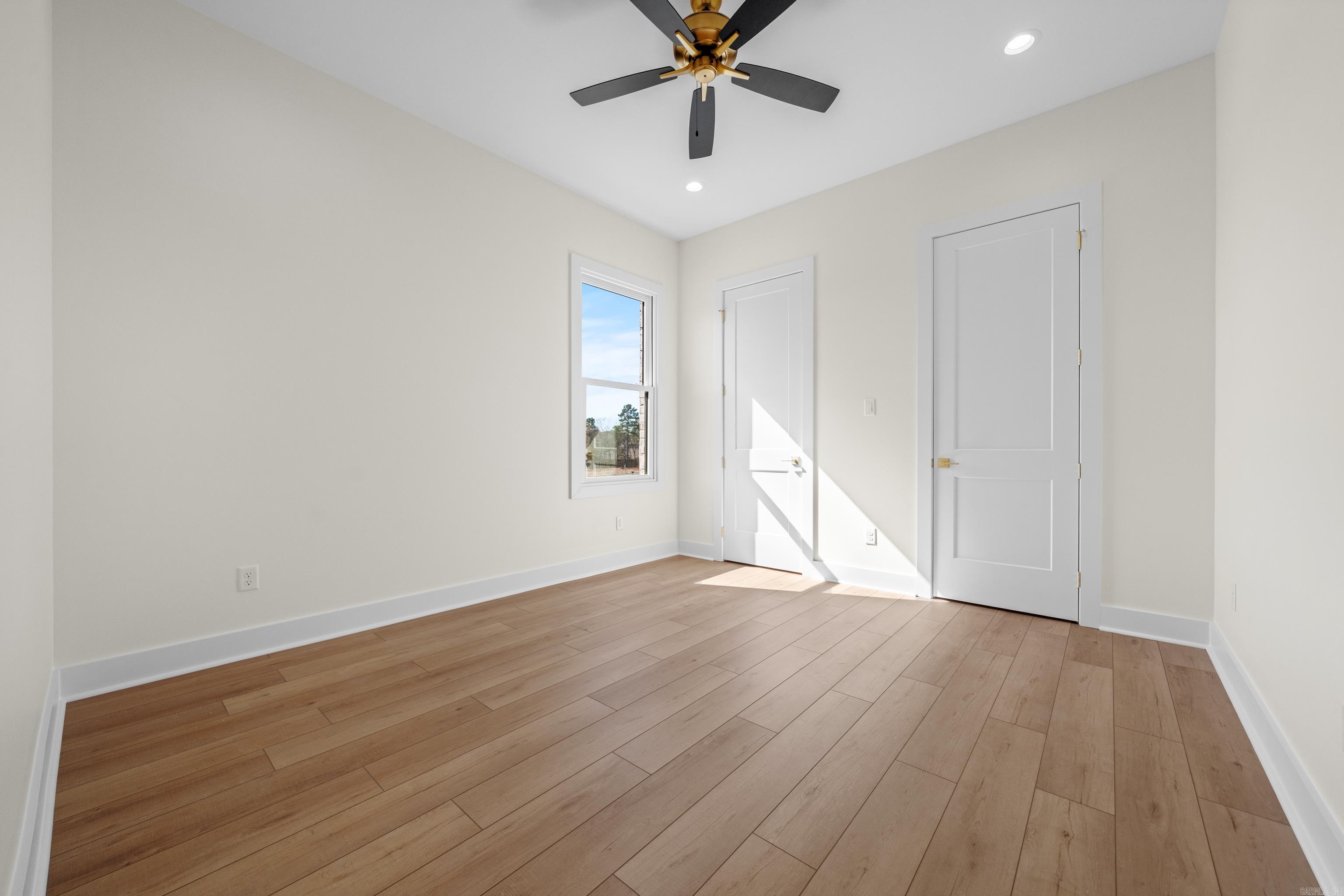 Red Oak Ridge - Residential