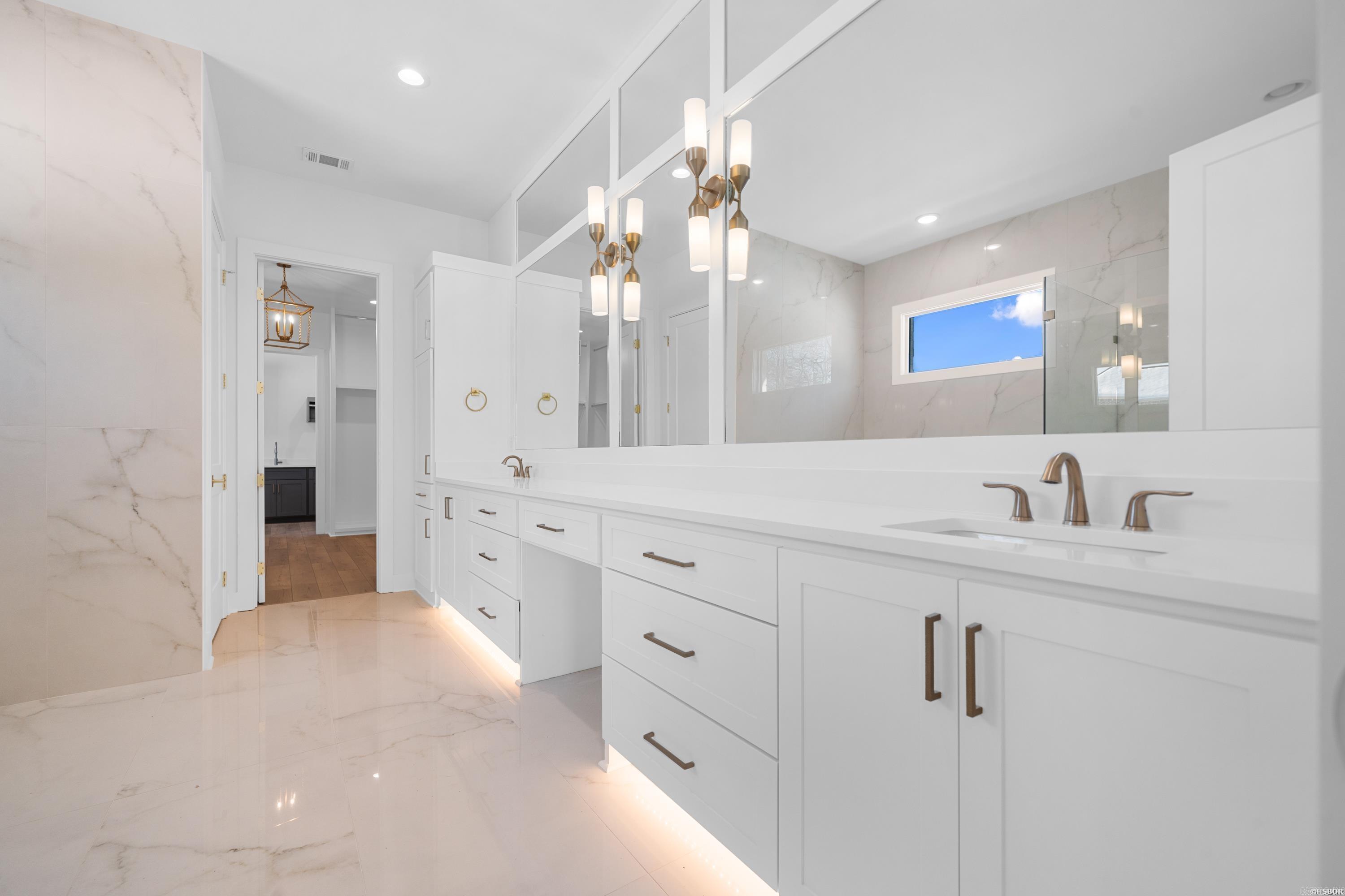 Red Oak Ridge - Residential