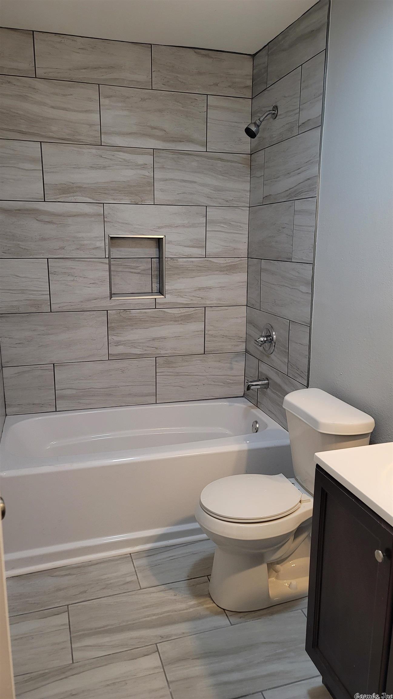 Gravel Ridge - Residential Lease