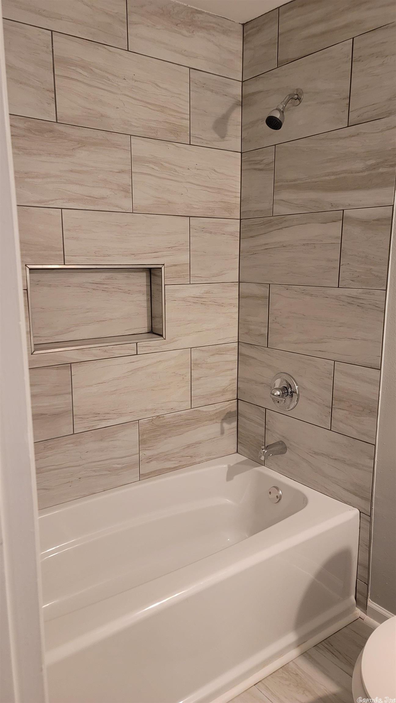 Gravel Ridge - Residential Lease