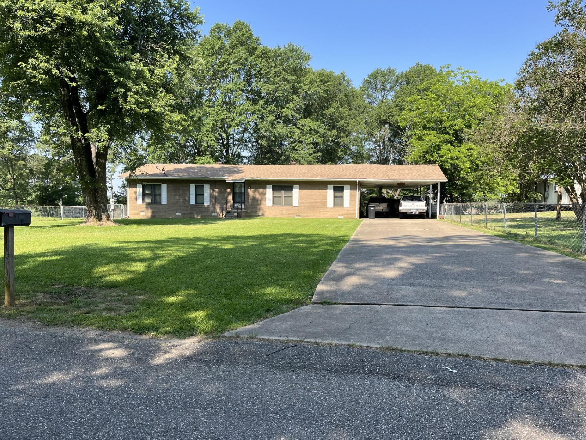 Multiple Properties on Brandon Road FOR SALE. Easy access to Interstate 30, shopping, and restaurants. CITY SEWER ACCESS ON PROPERTY. Property is zoned C2 with an older home. Sits directly behind US Pizza parking lot and entrance. Two properties adjoin MLS #23016439 & #22040275 equals 3.14 acres. Across road MLS #23017463 & #23005964 & #23006733 for 3.26 acres. Close to the Arkansas Heart Hospital. Easy access to Interstate 30, shopping, and restaurants. !!SEE AGENT REMARKS!!